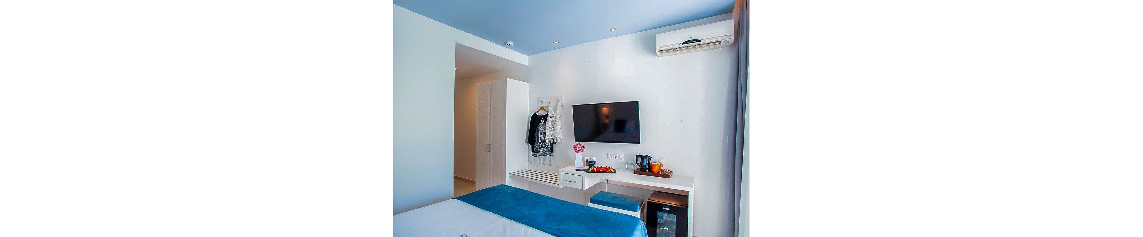 Acrotel Lily Ann Boutique