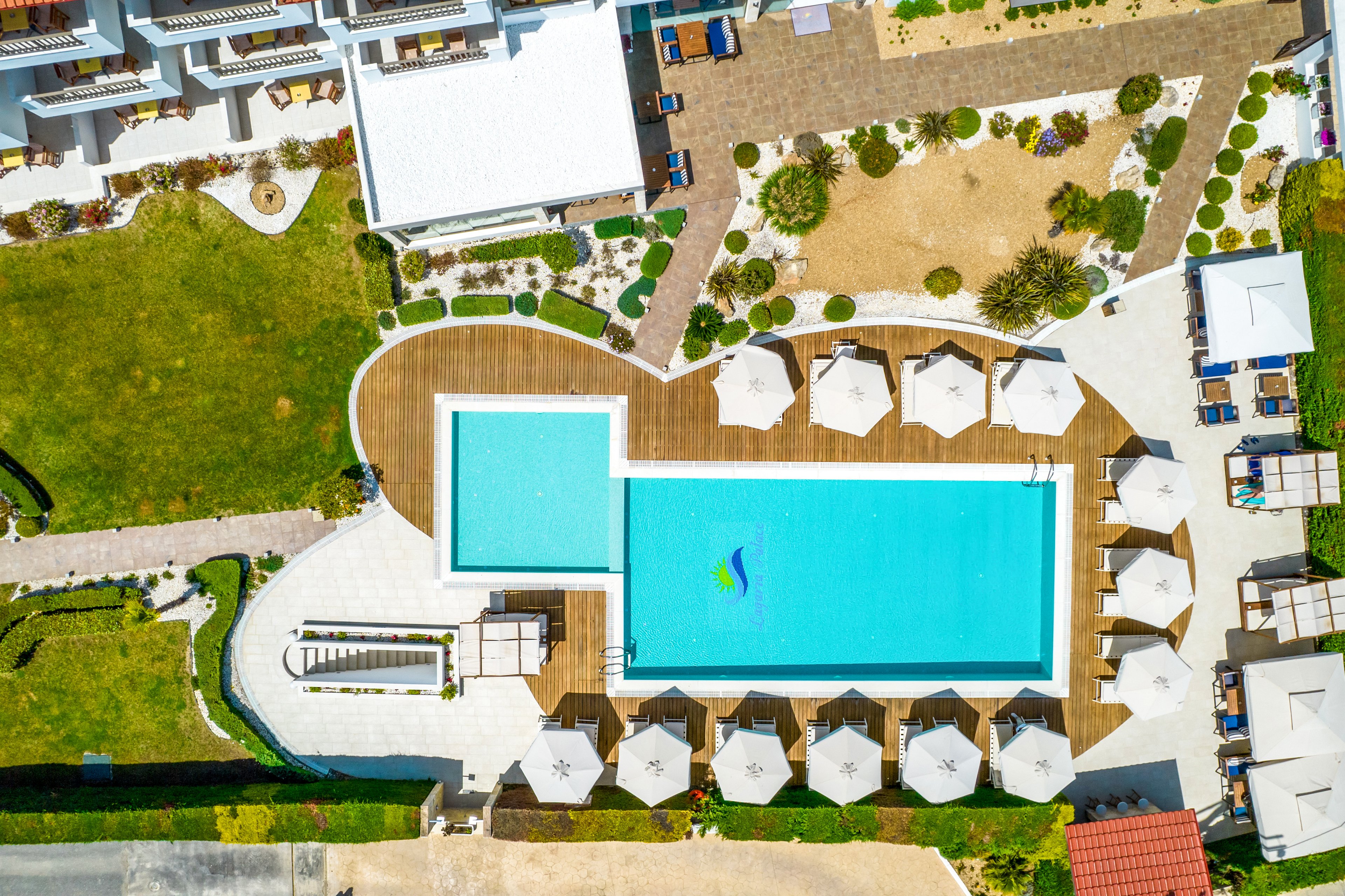 Lagaria Hotel & Apartments