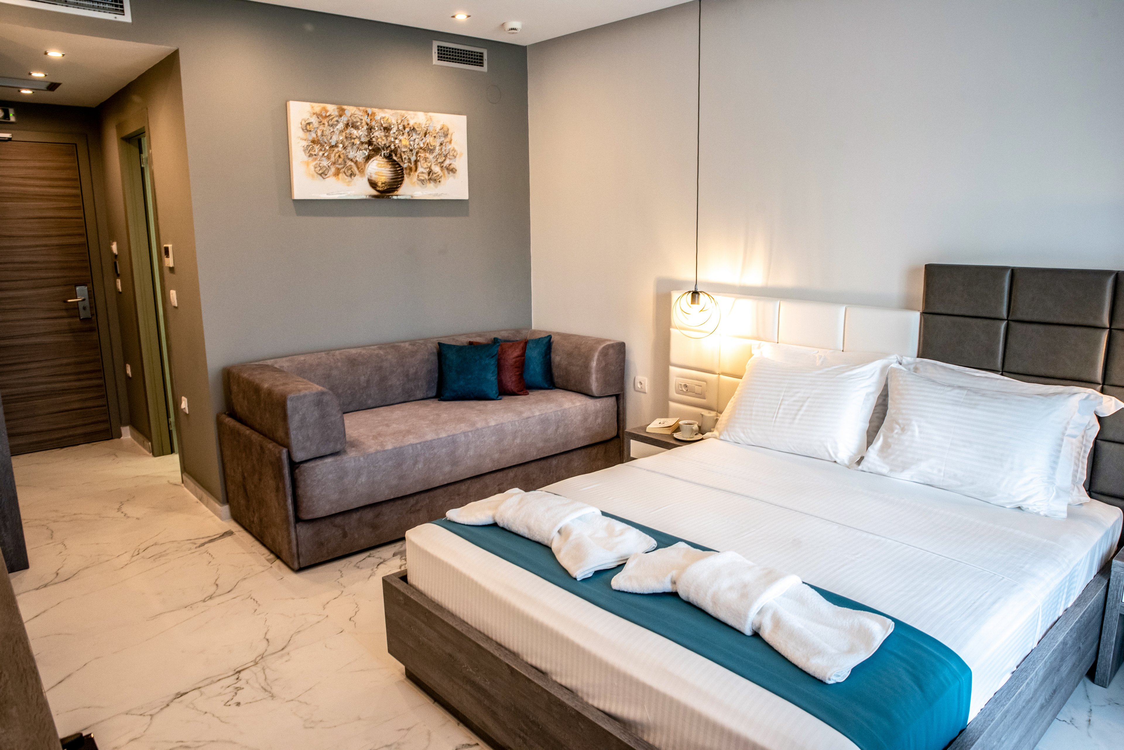 Lagaria Hotel & Apartments