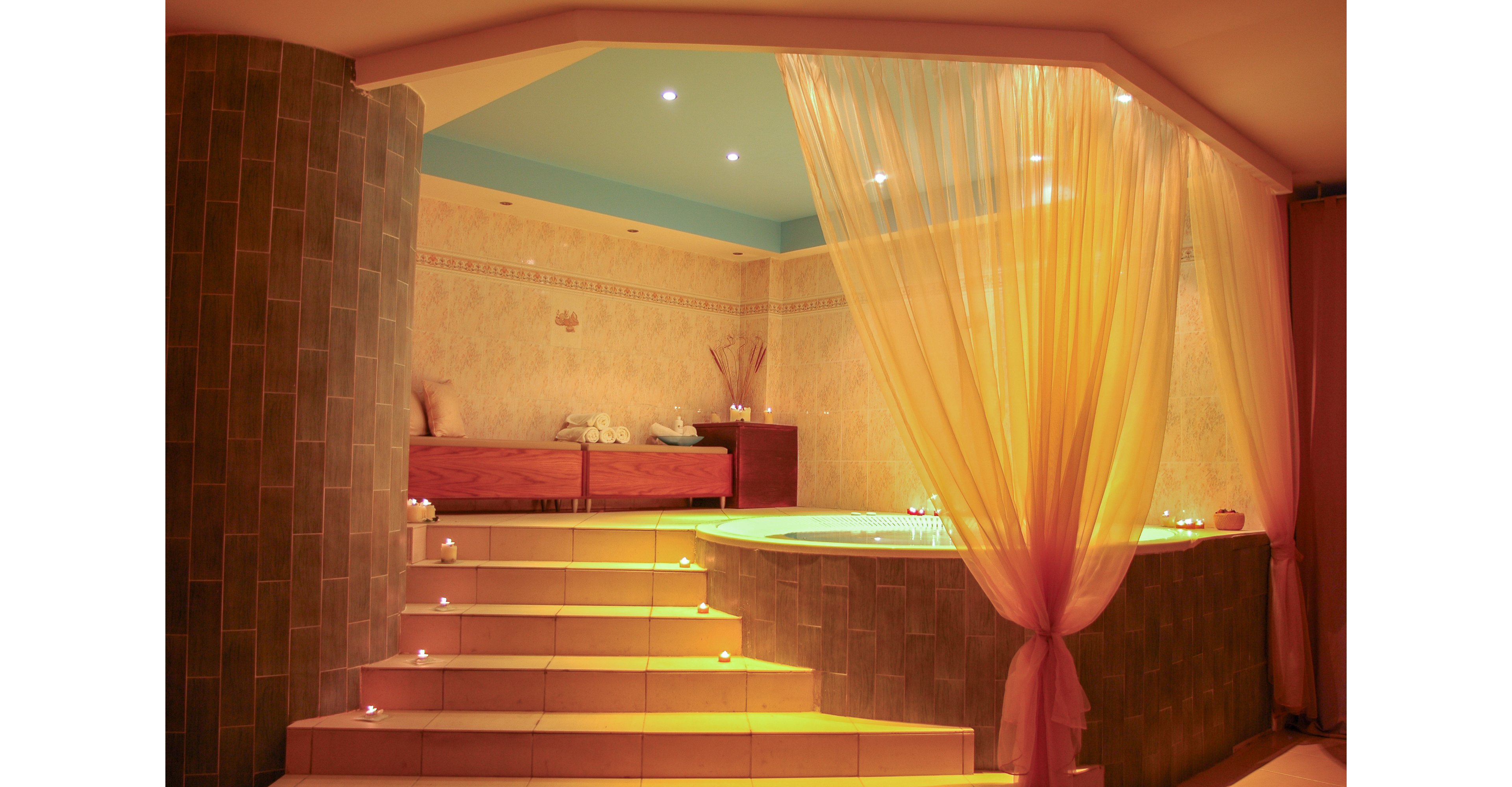 Aristoteles Holiday Resort & Spa