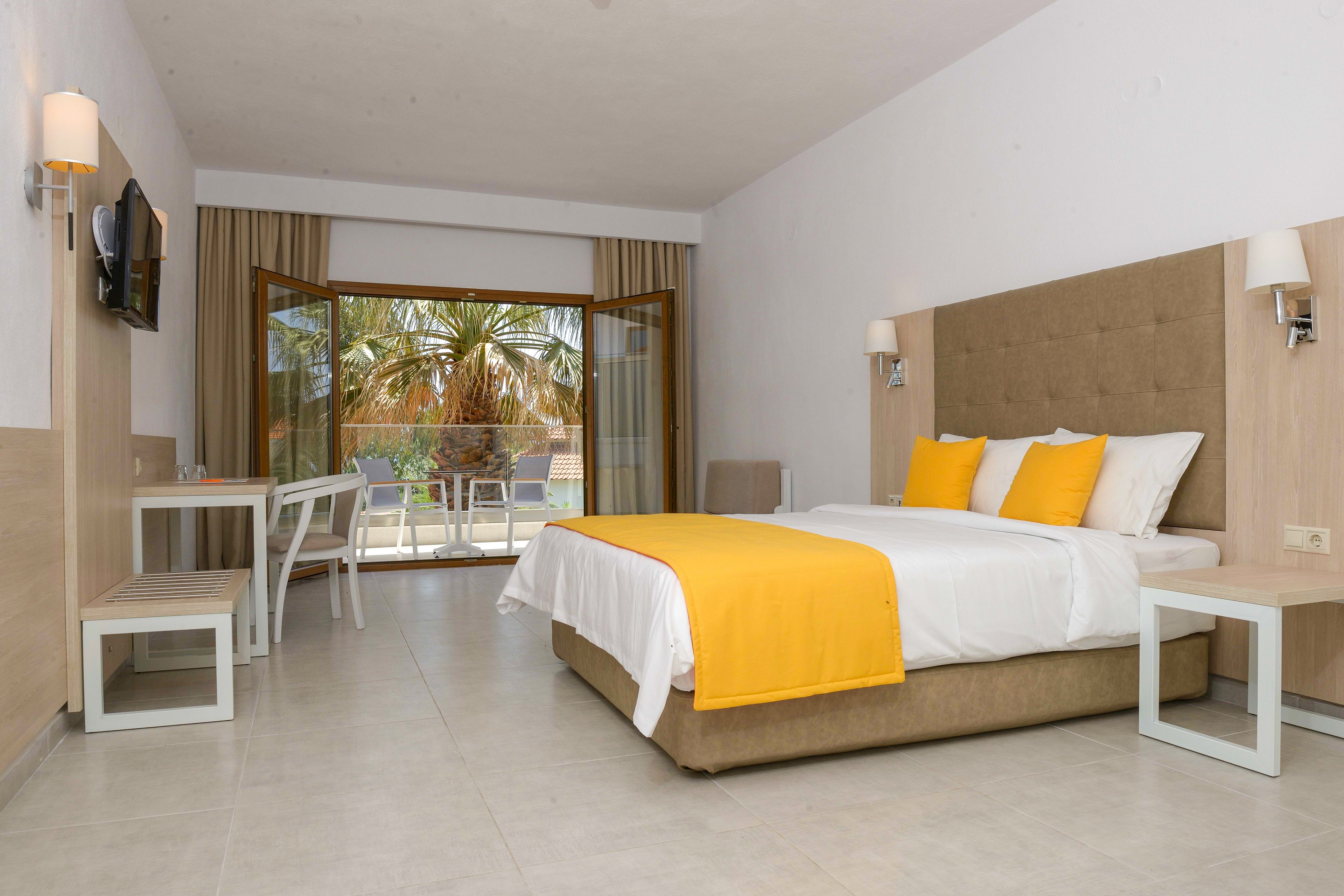 Aristoteles Holiday Resort & Spa