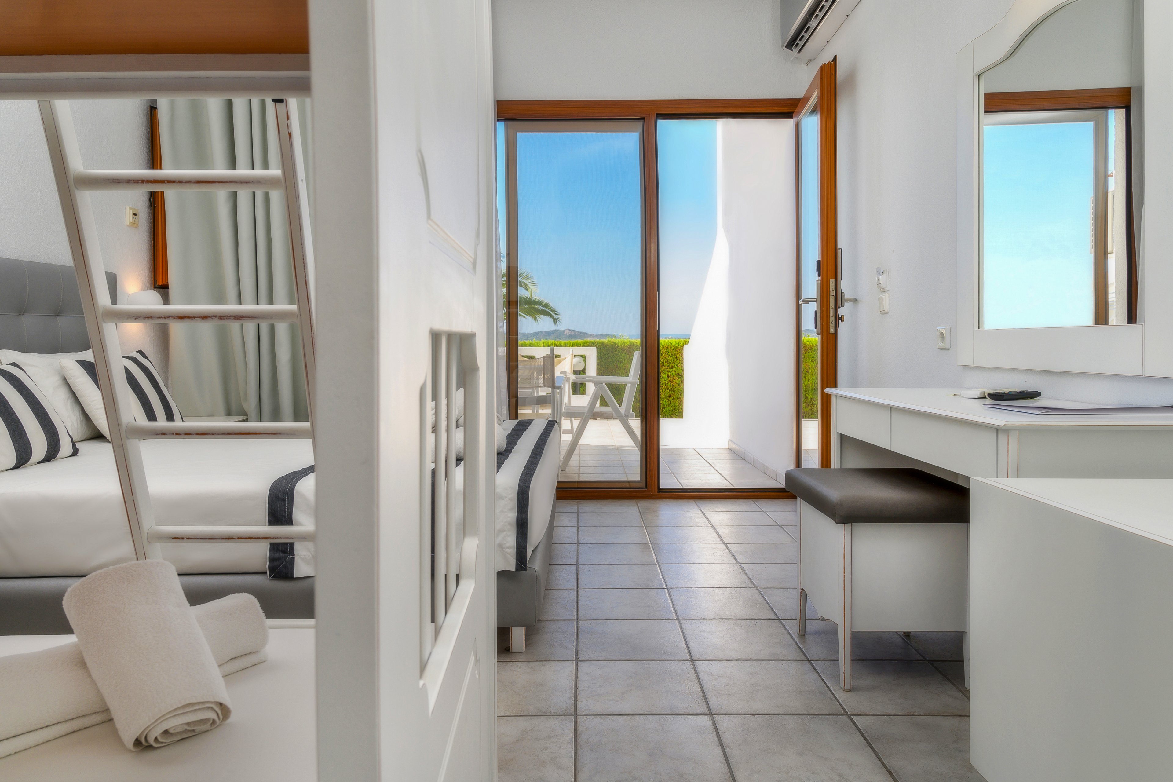 Akti Ouranoupoli Beach Resort