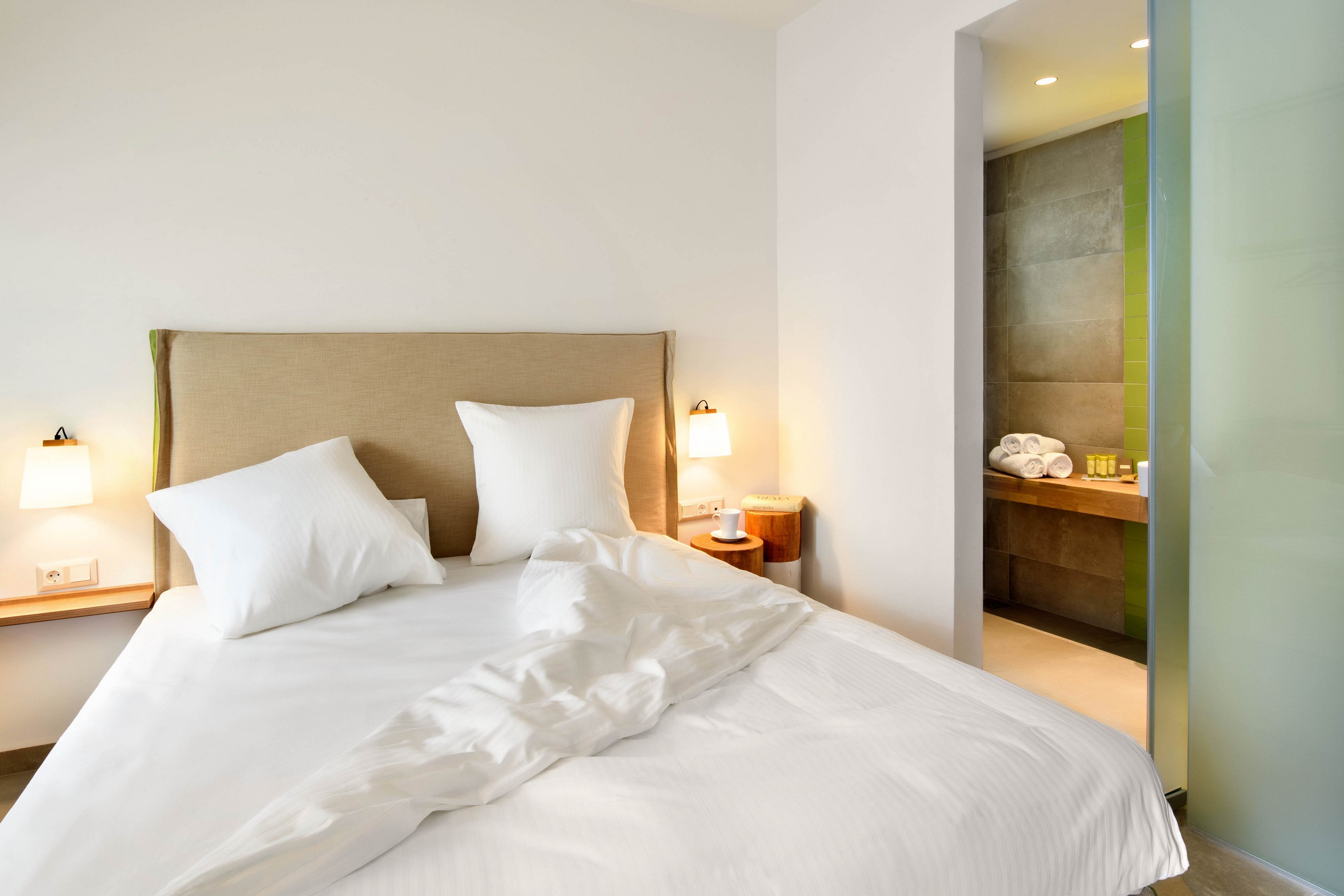 Akrathos Beach Hotel