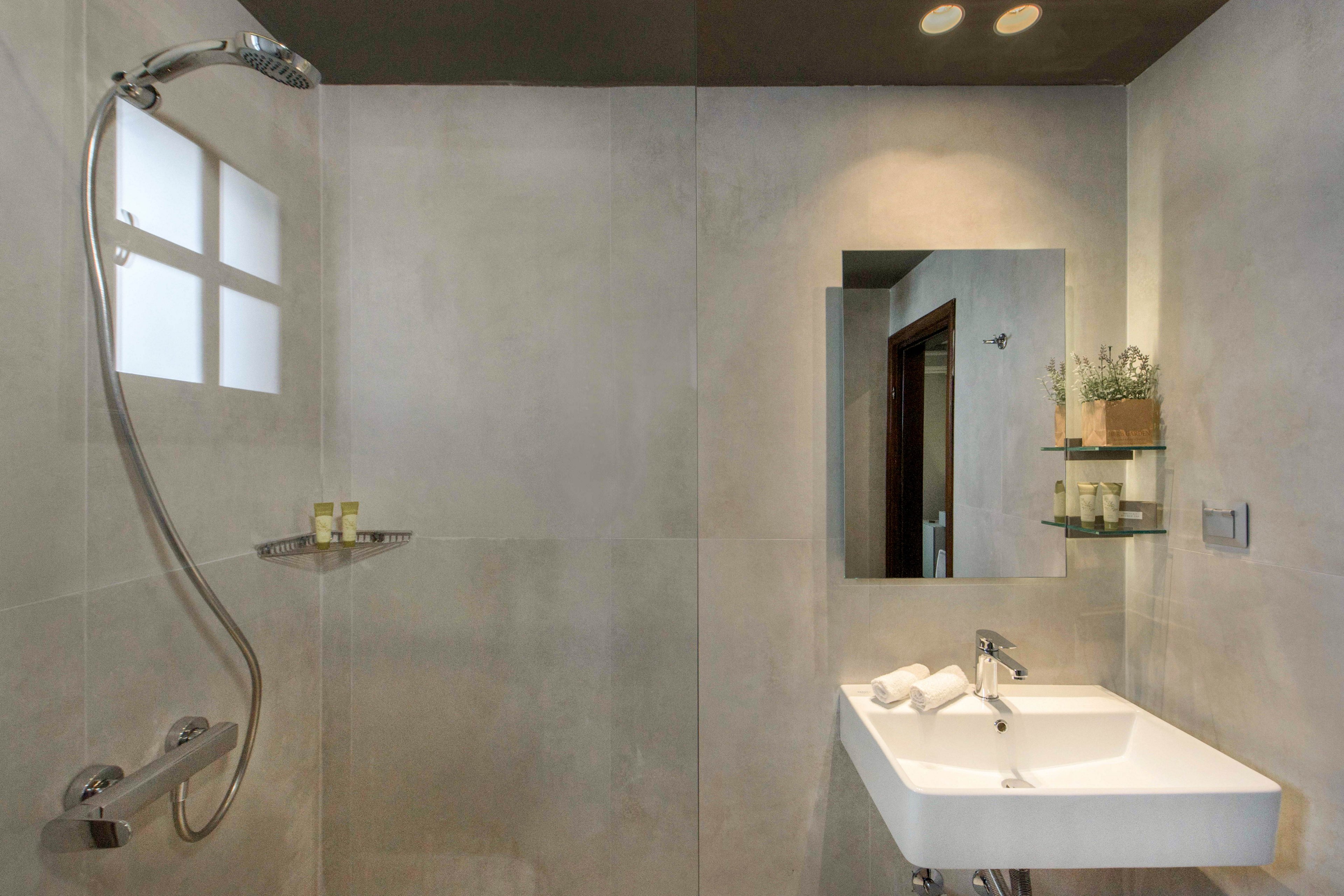 Akrathos Beach Hotel