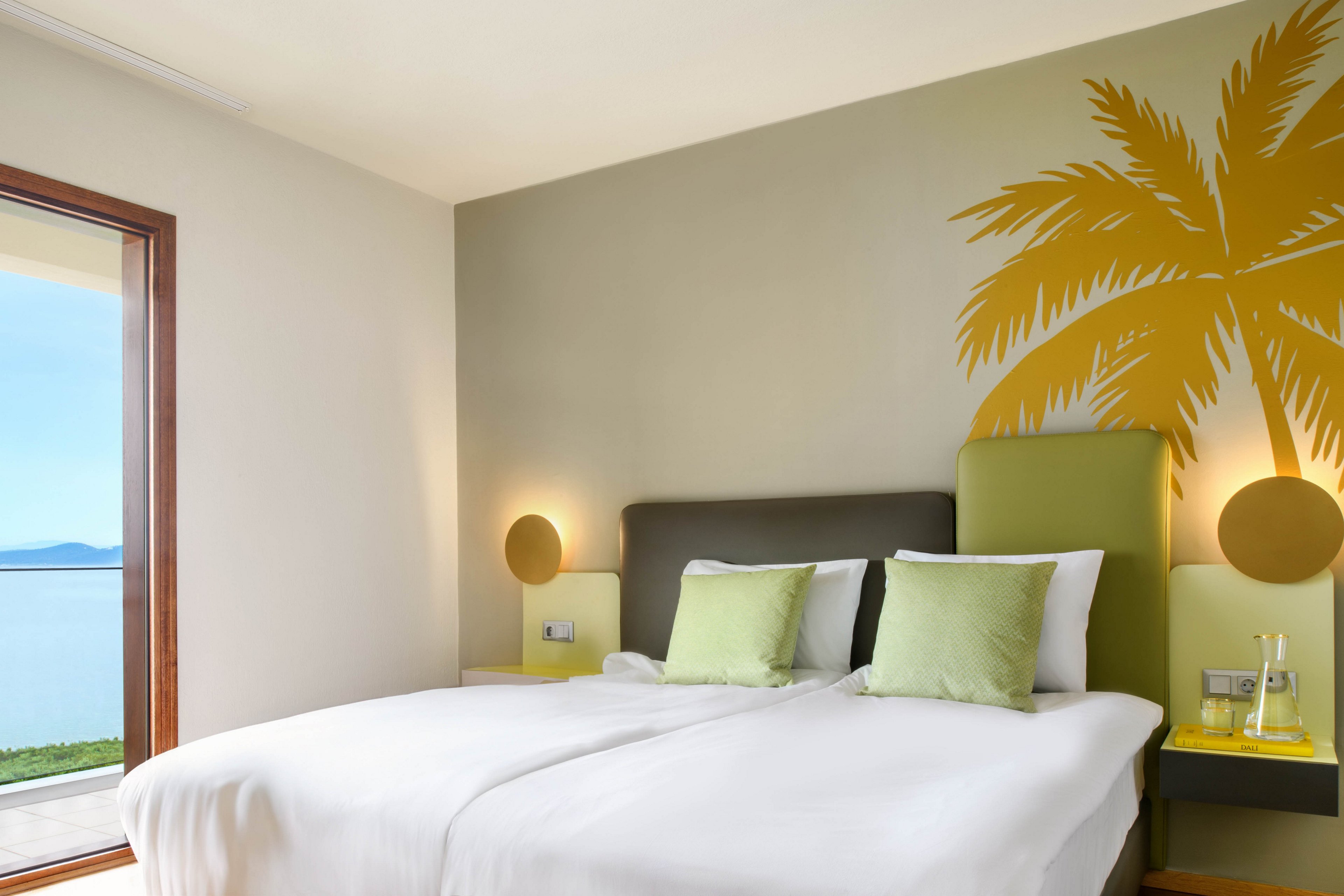 Akrathos Beach Hotel