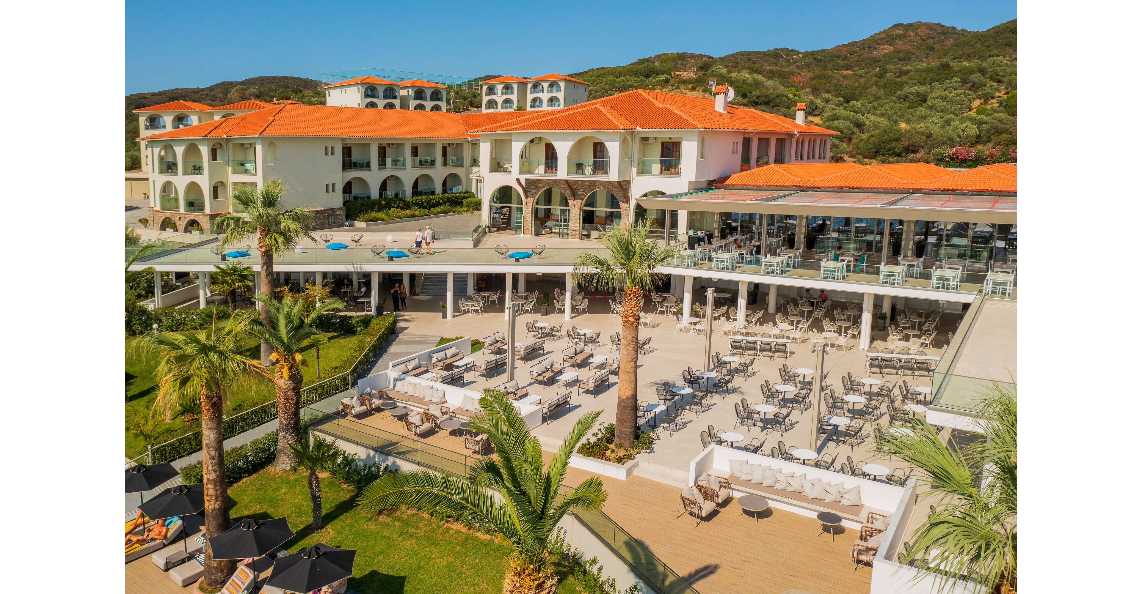 Akrathos Beach Hotel