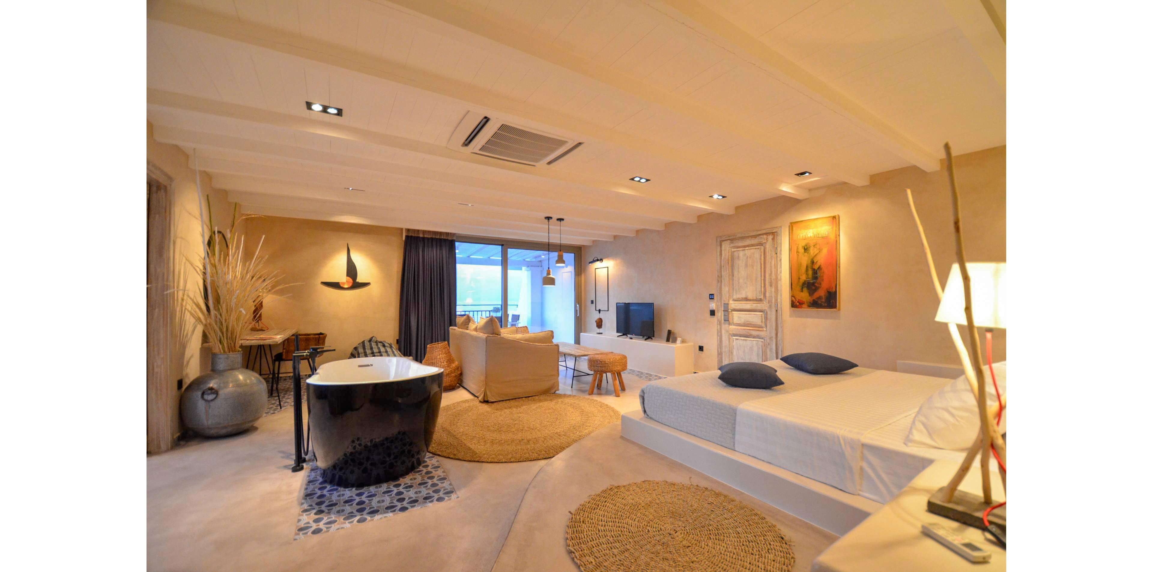 Evilion Sea & Sun Hotel