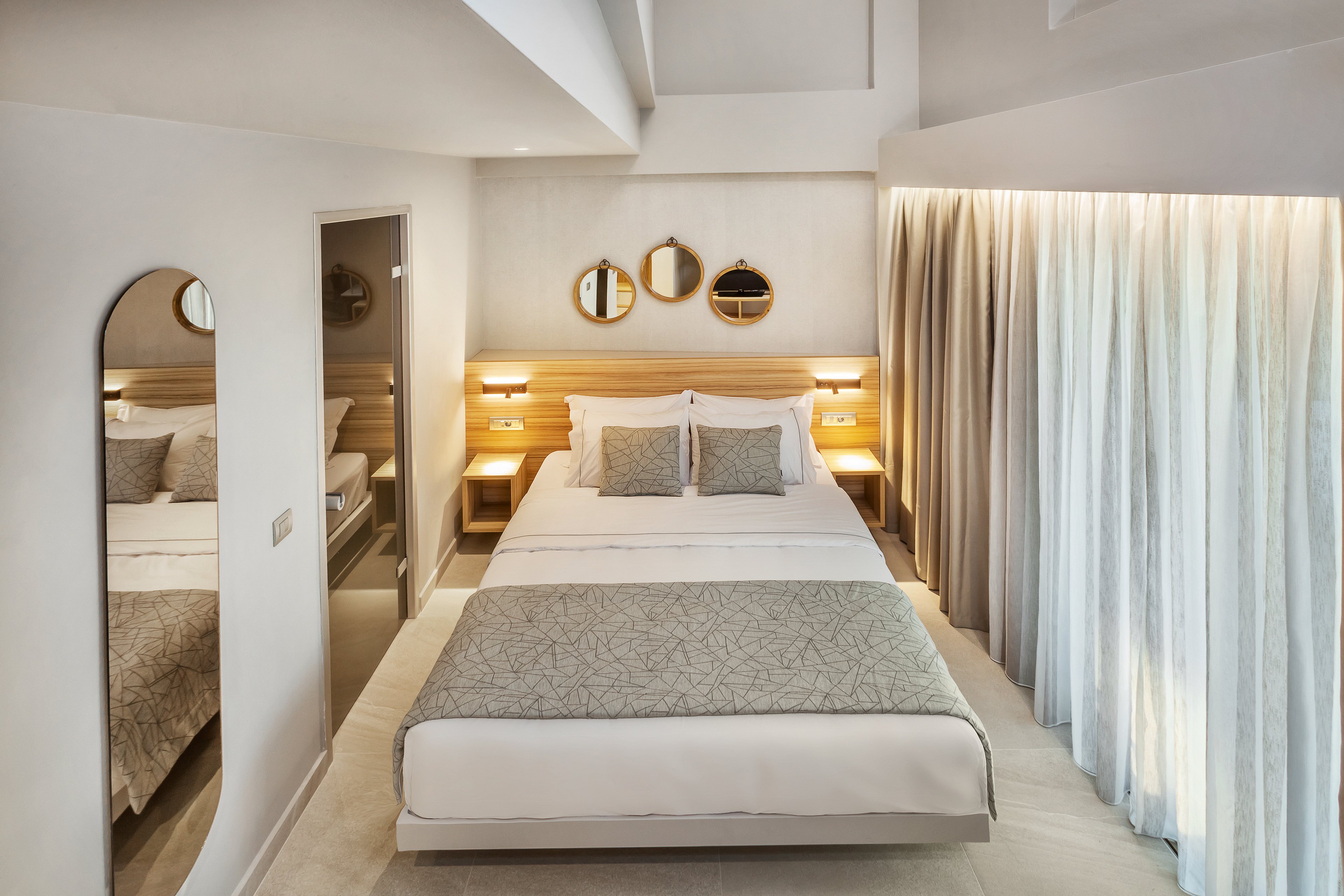 Pefki Deluxe Residences