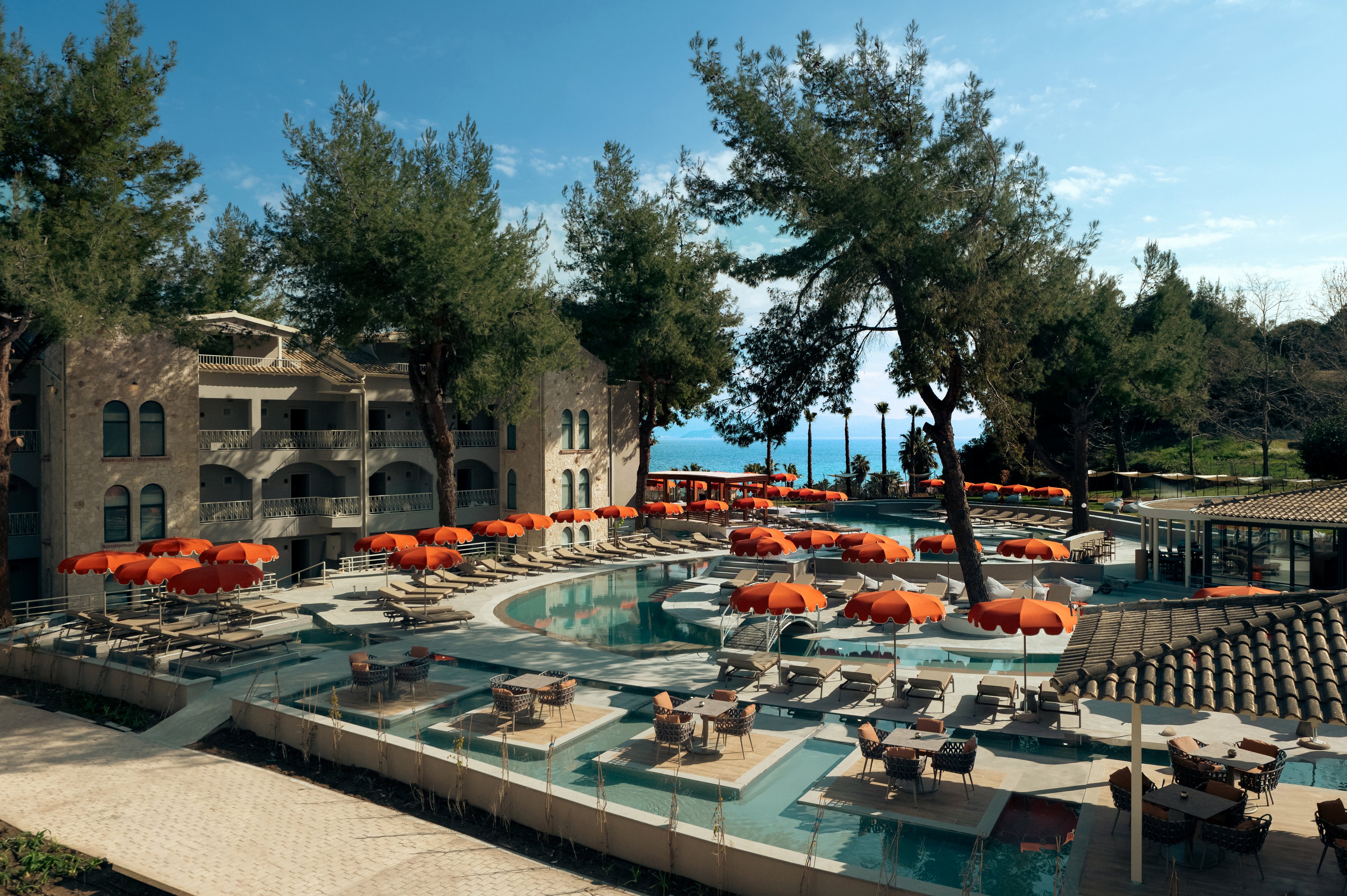 Zeus Kassandra Lagoon