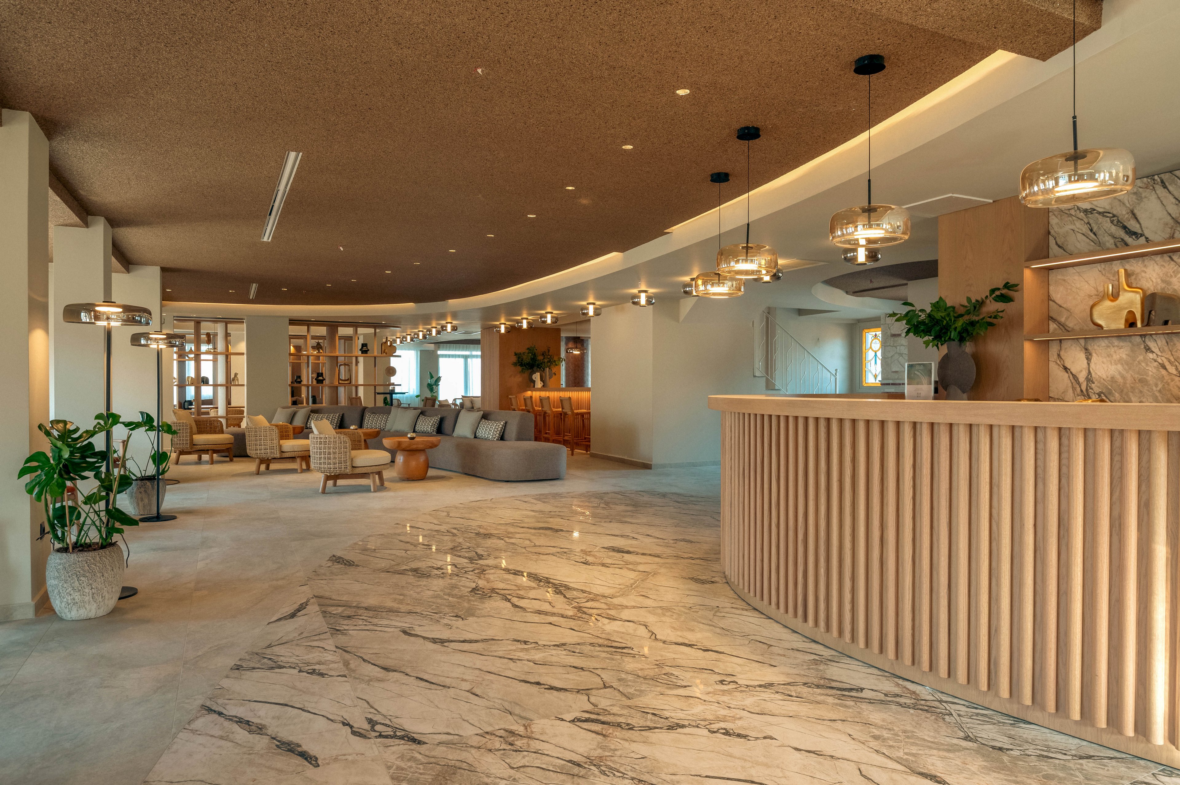 Zeus Kassandra Lagoon