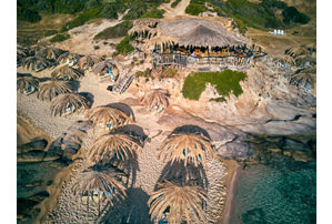 Tigania Beach Bar 