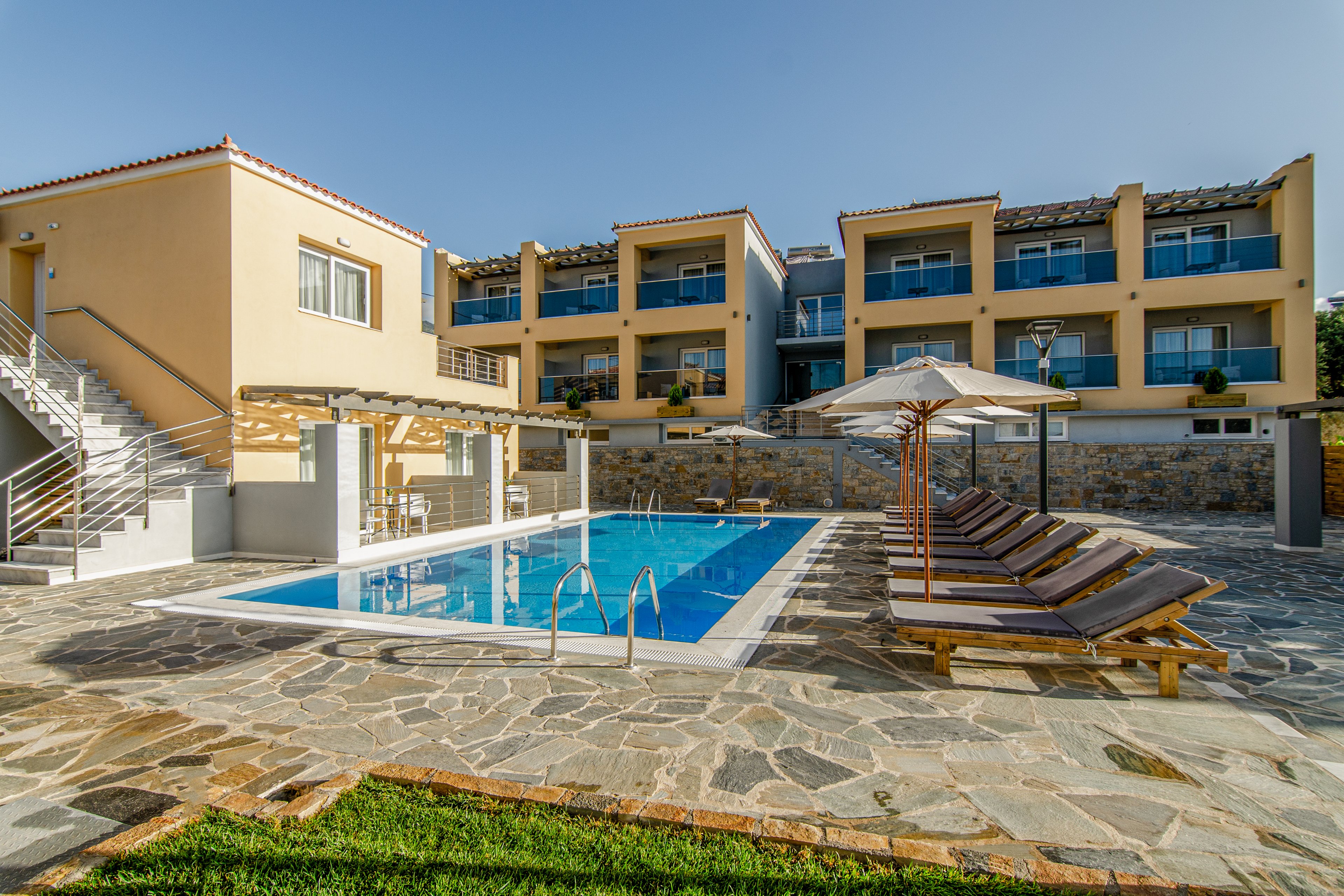 Pelagos Apartments Samos