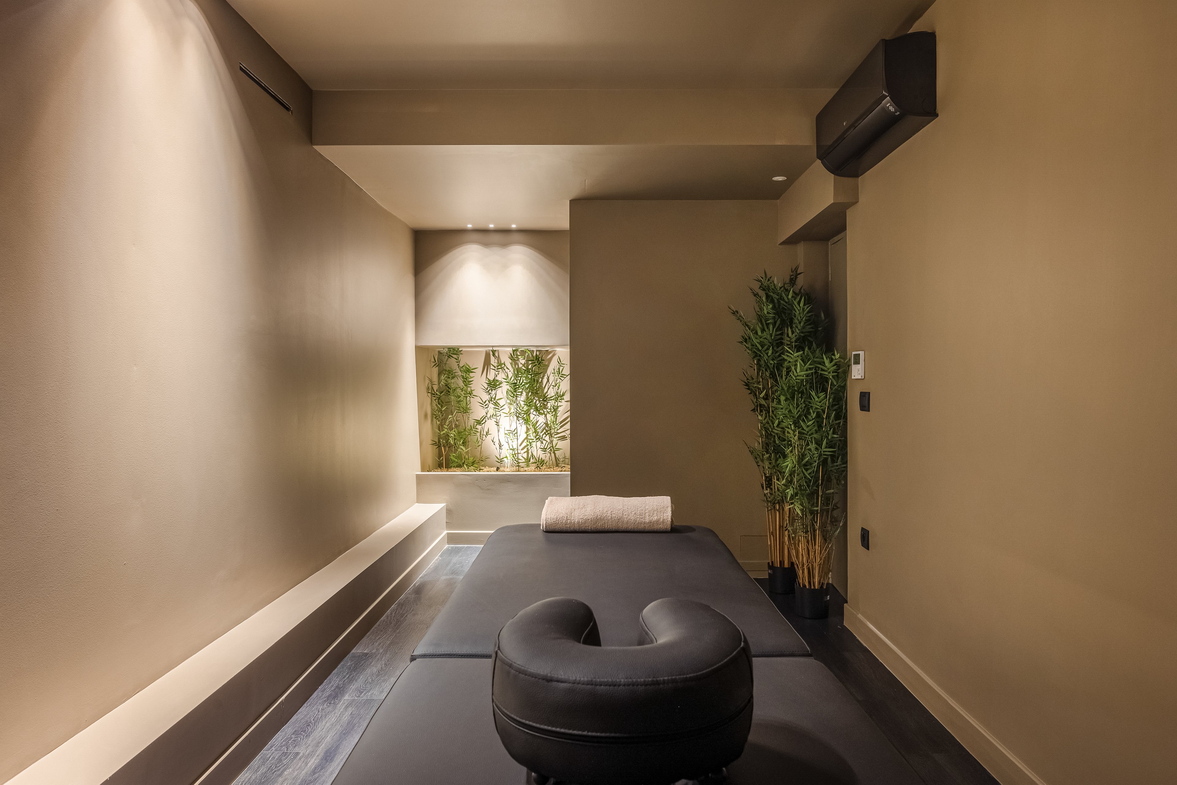 Doryssa Theorem Hotel