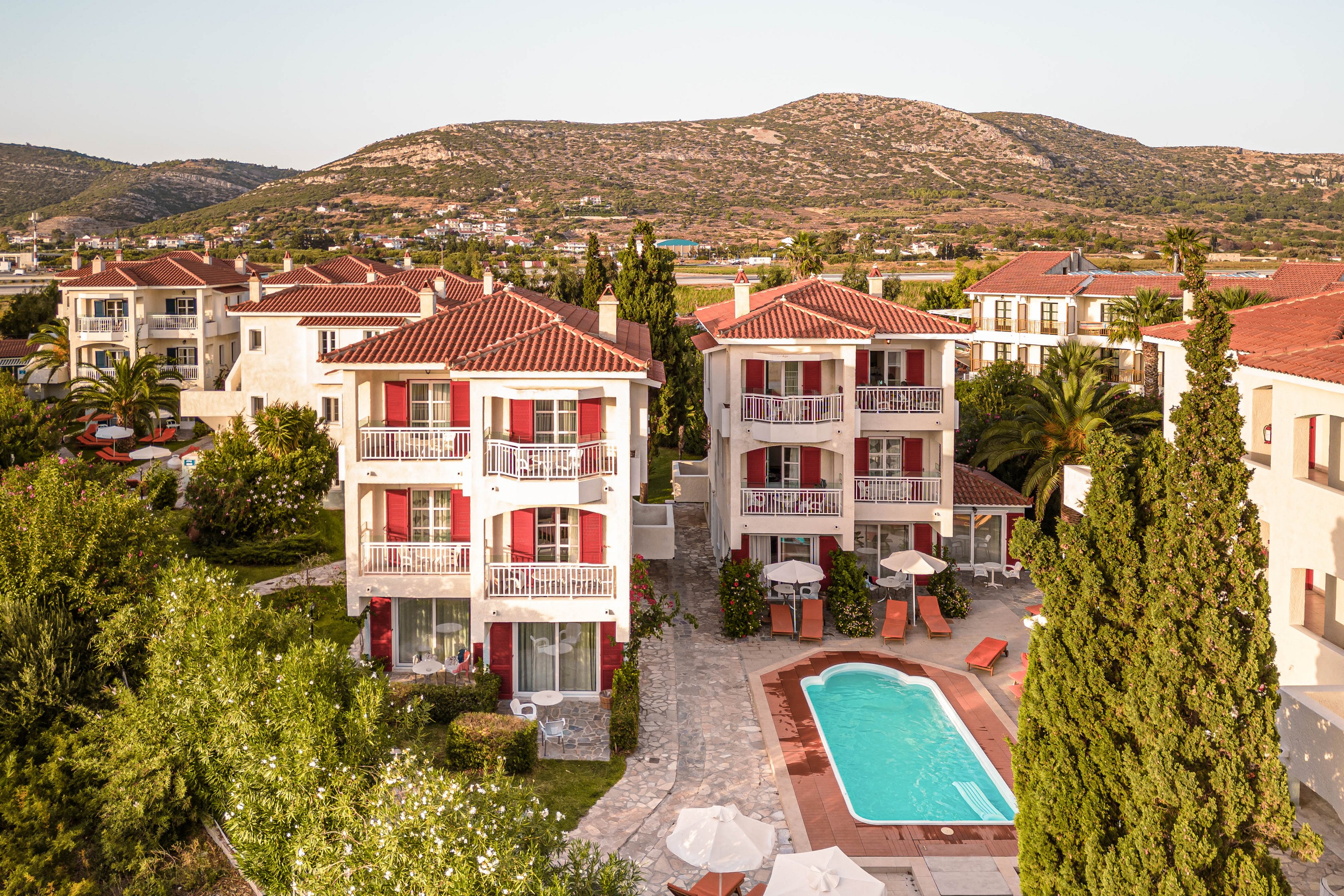 Hydrele Beach Hotel & Village