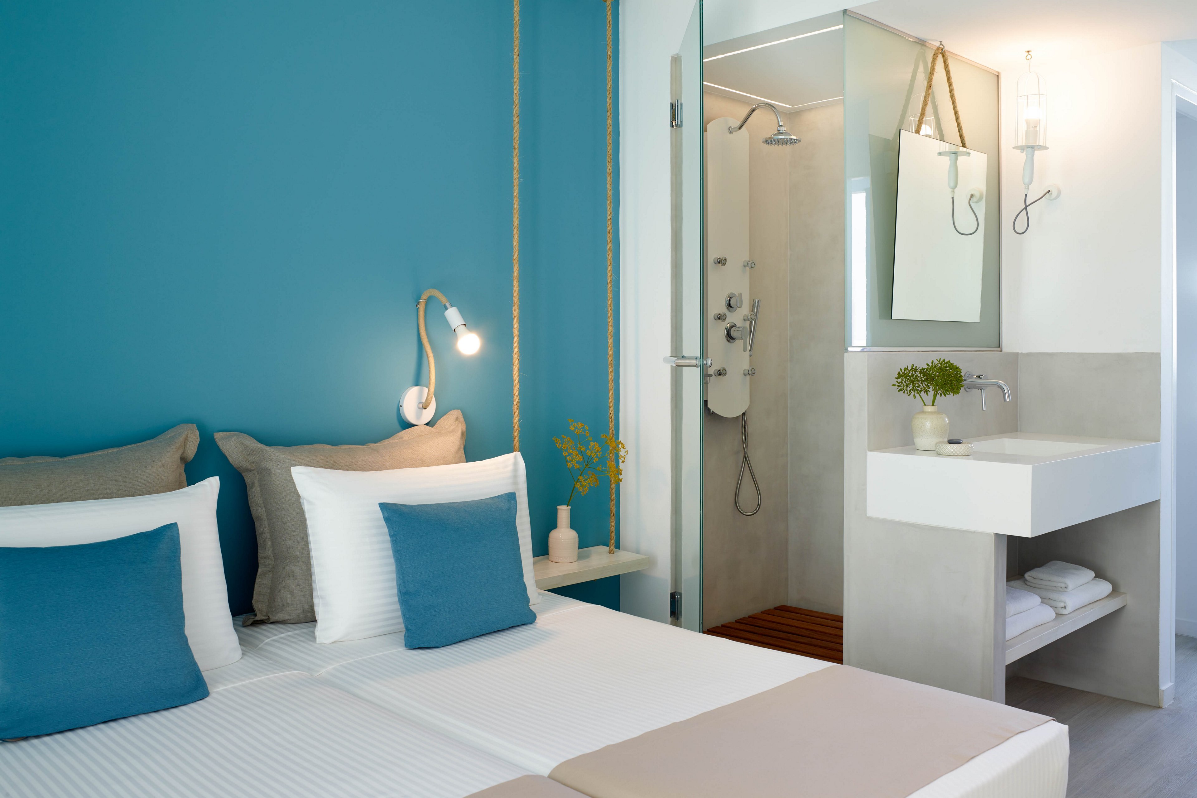 Kouros SeaSight Hotel