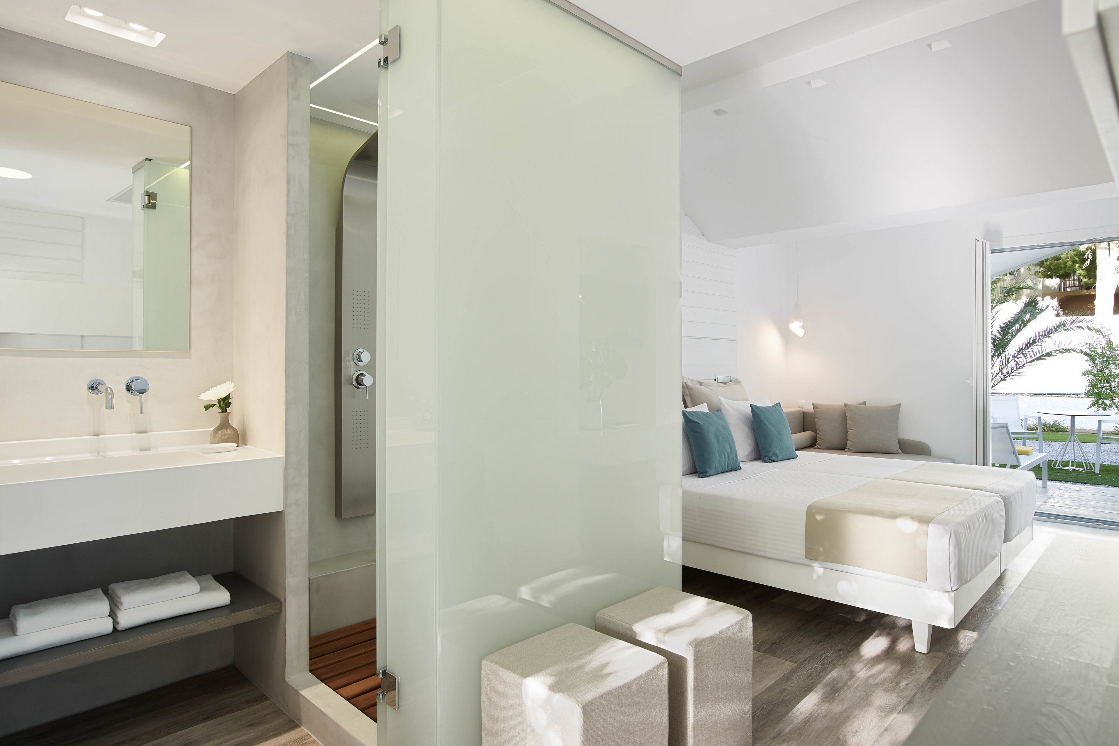 Kouros SeaSight Hotel