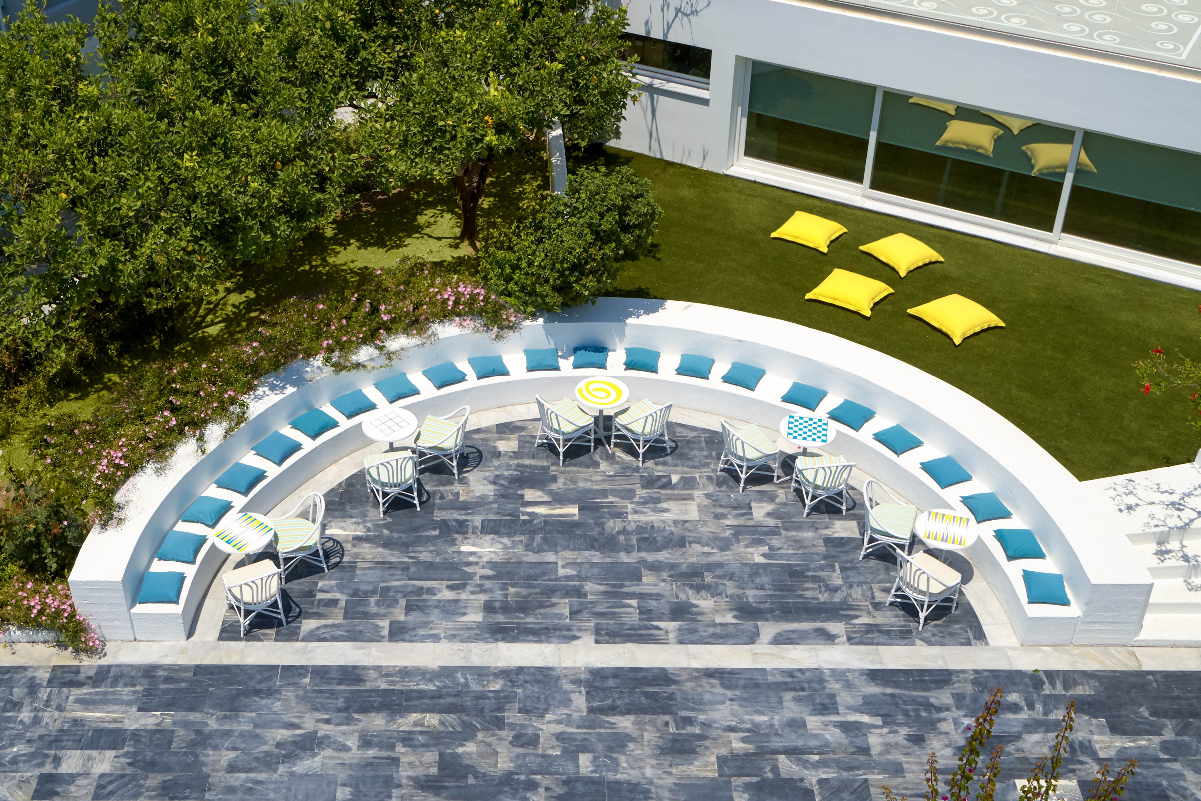 Kouros SeaSight Hotel