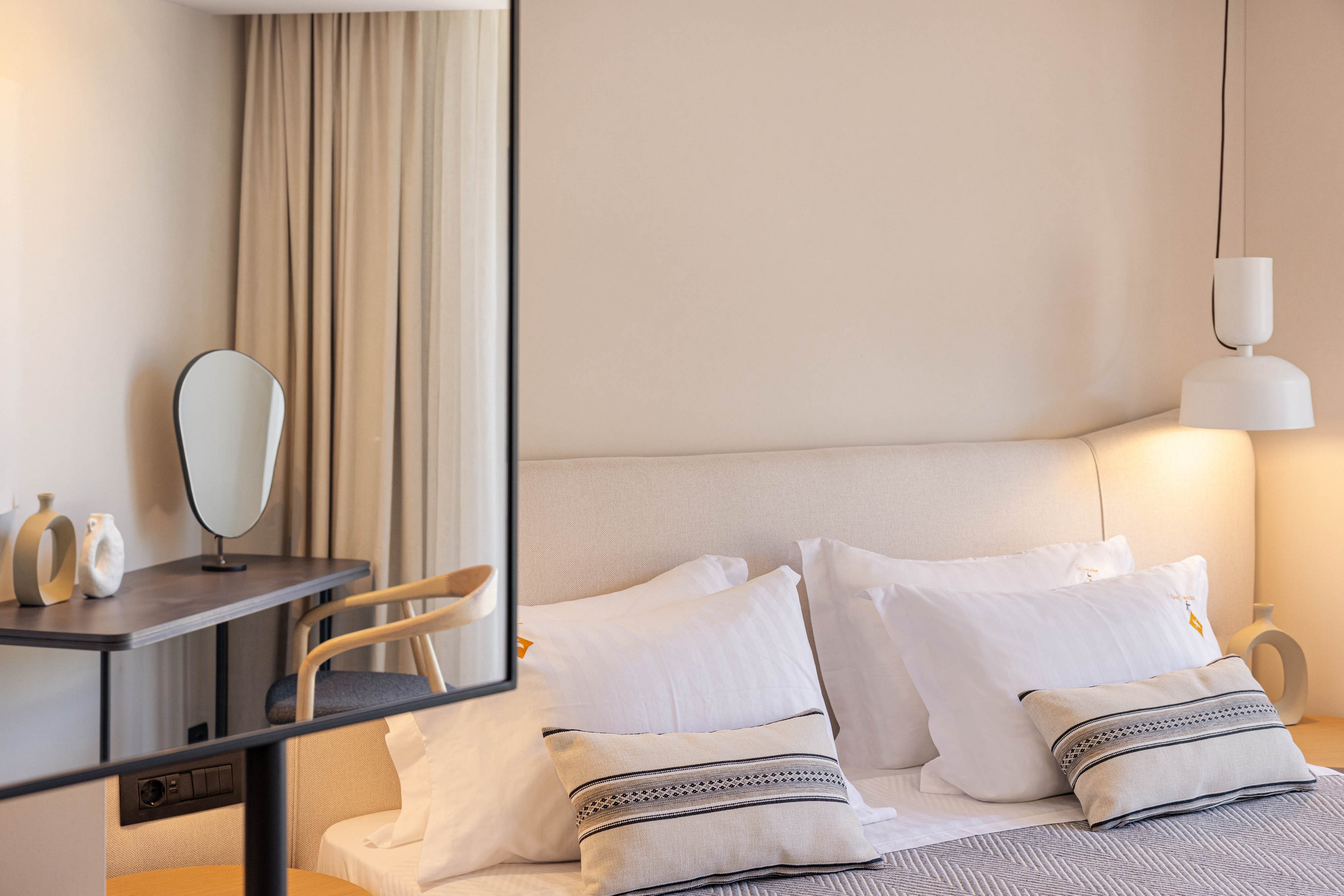 Erato by Samian Mare