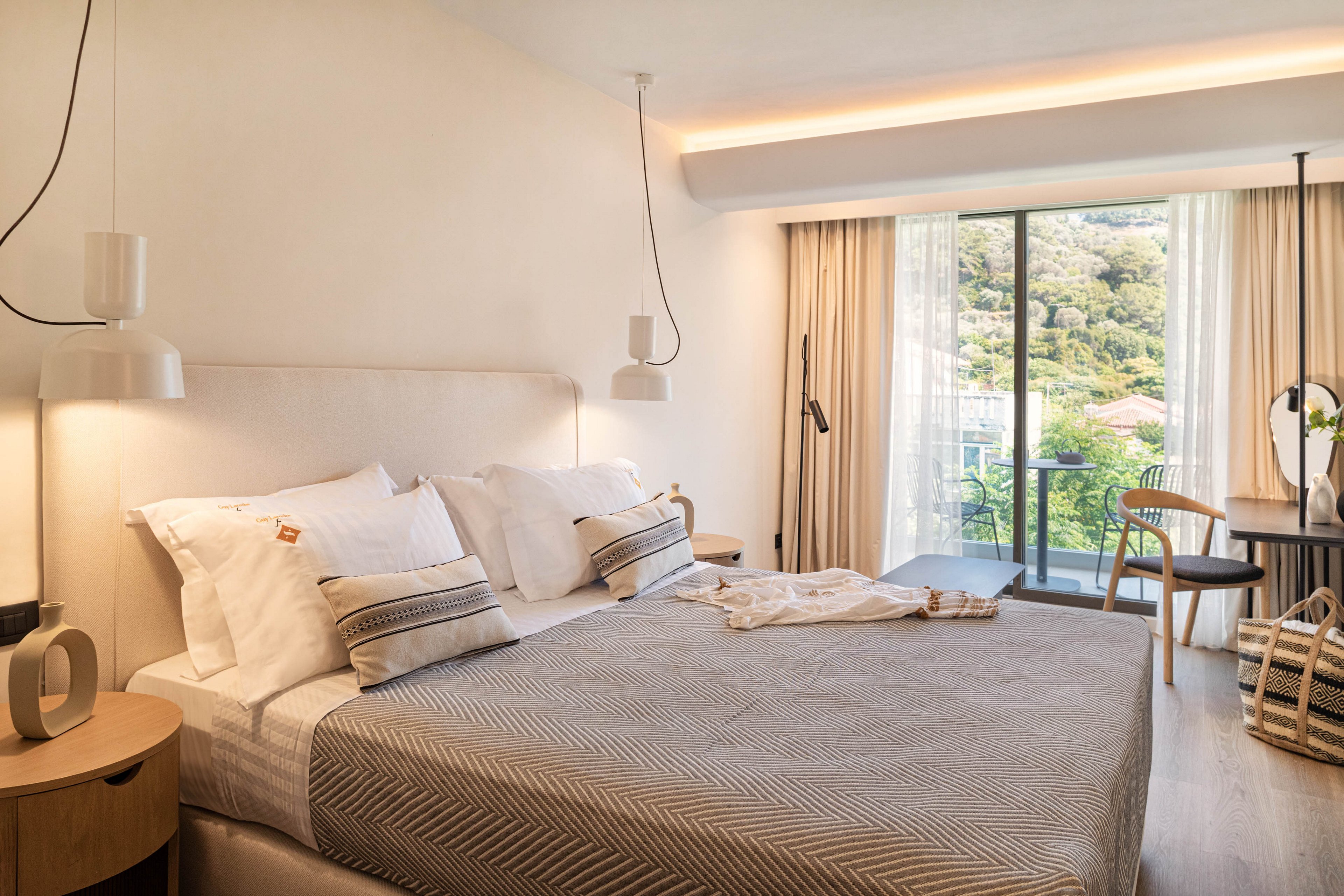 Erato by Samian Mare