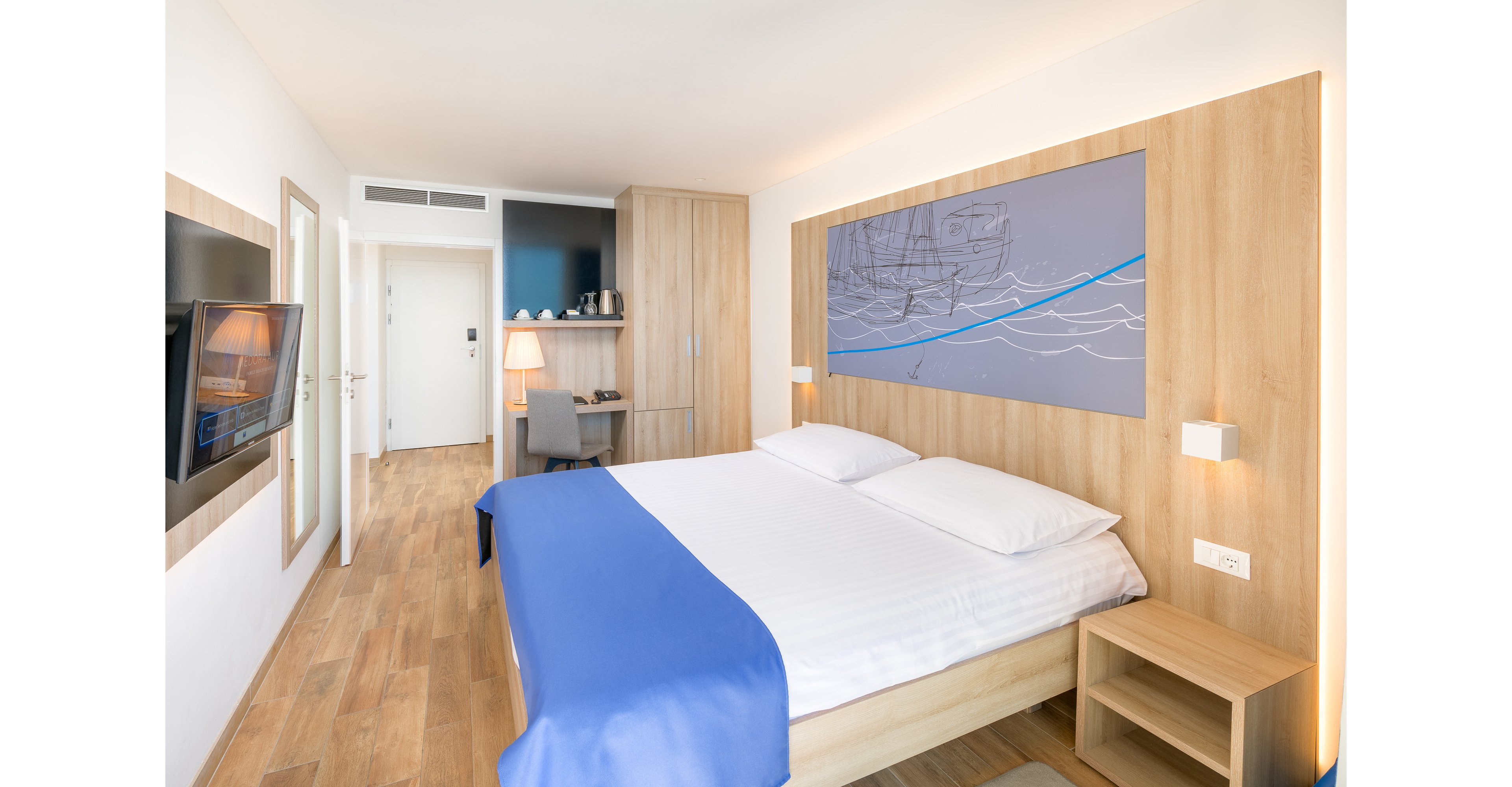 Medora Auri Beach Resort