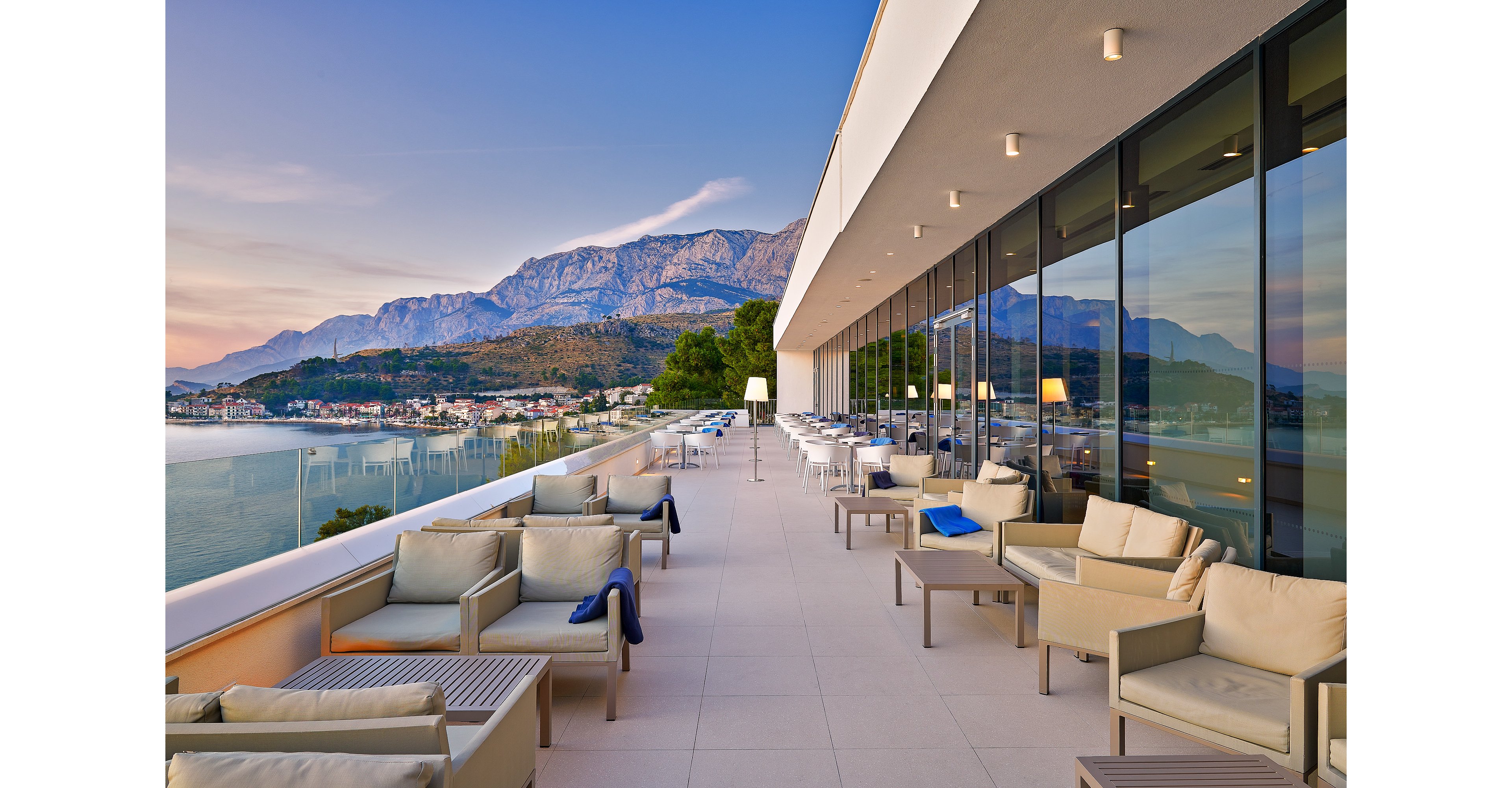 Medora Auri Beach Resort