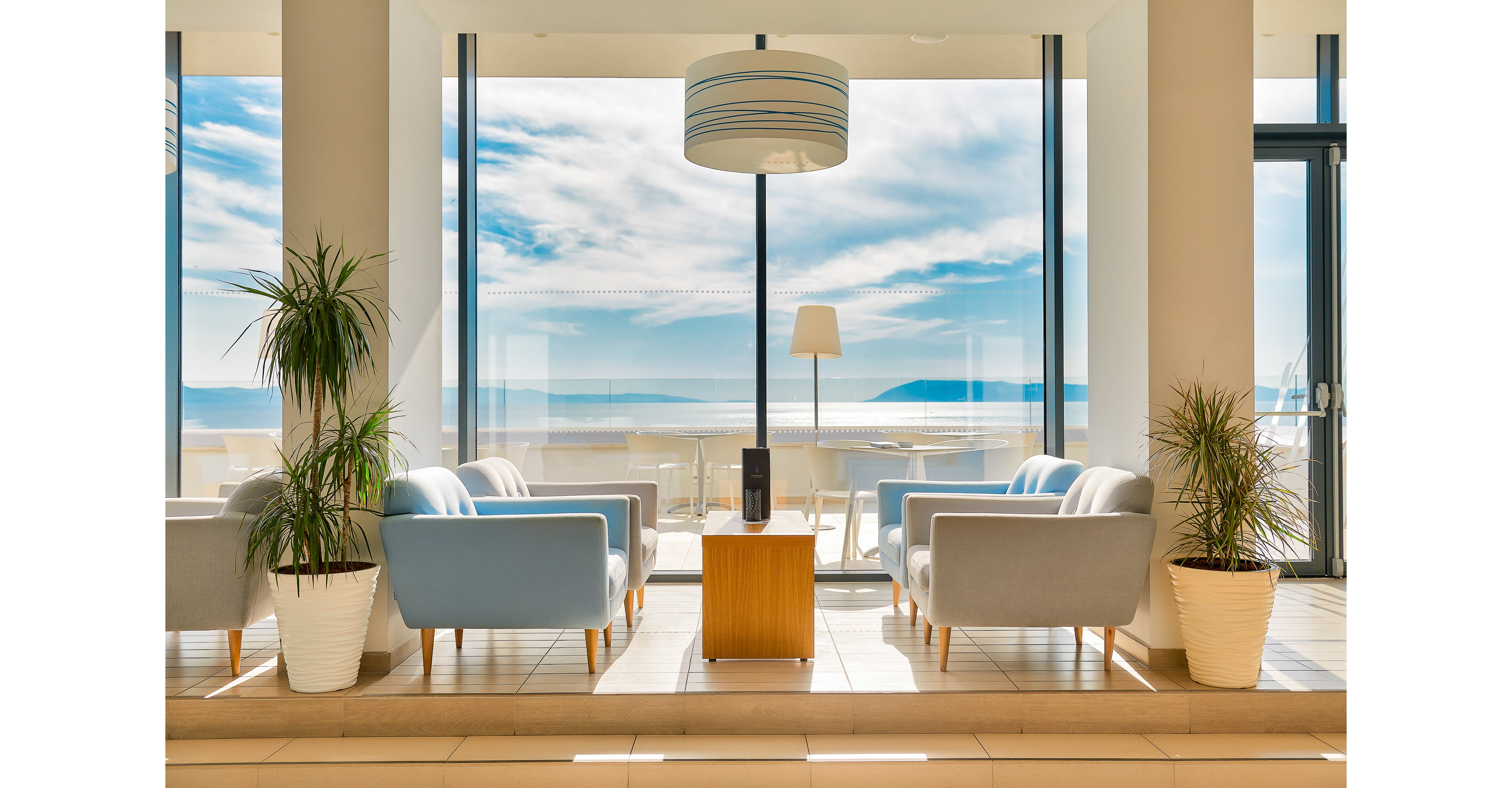 Medora Auri Beach Resort