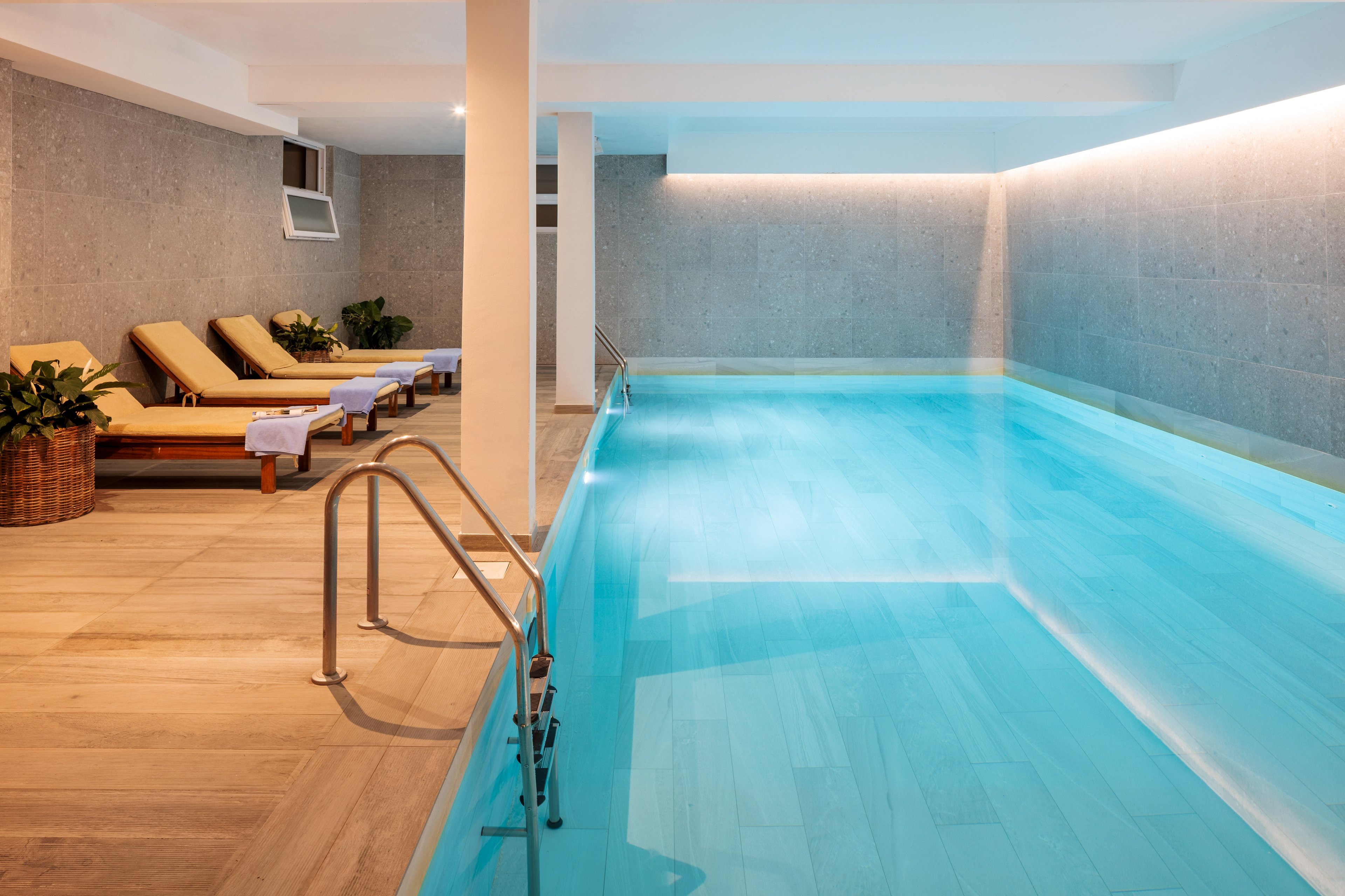 Gava Waterman Milna Resort