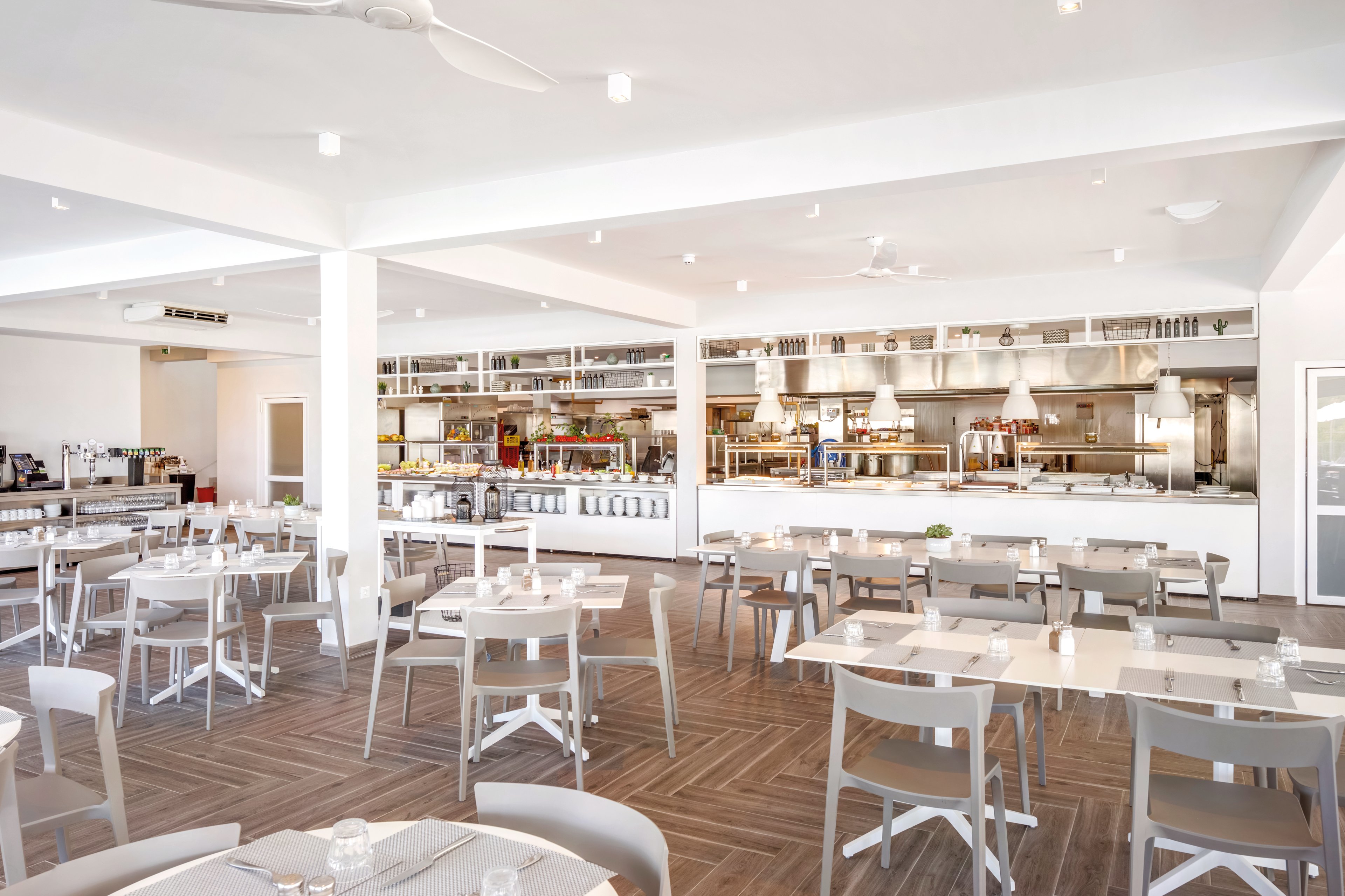 Gava Waterman Milna Resort