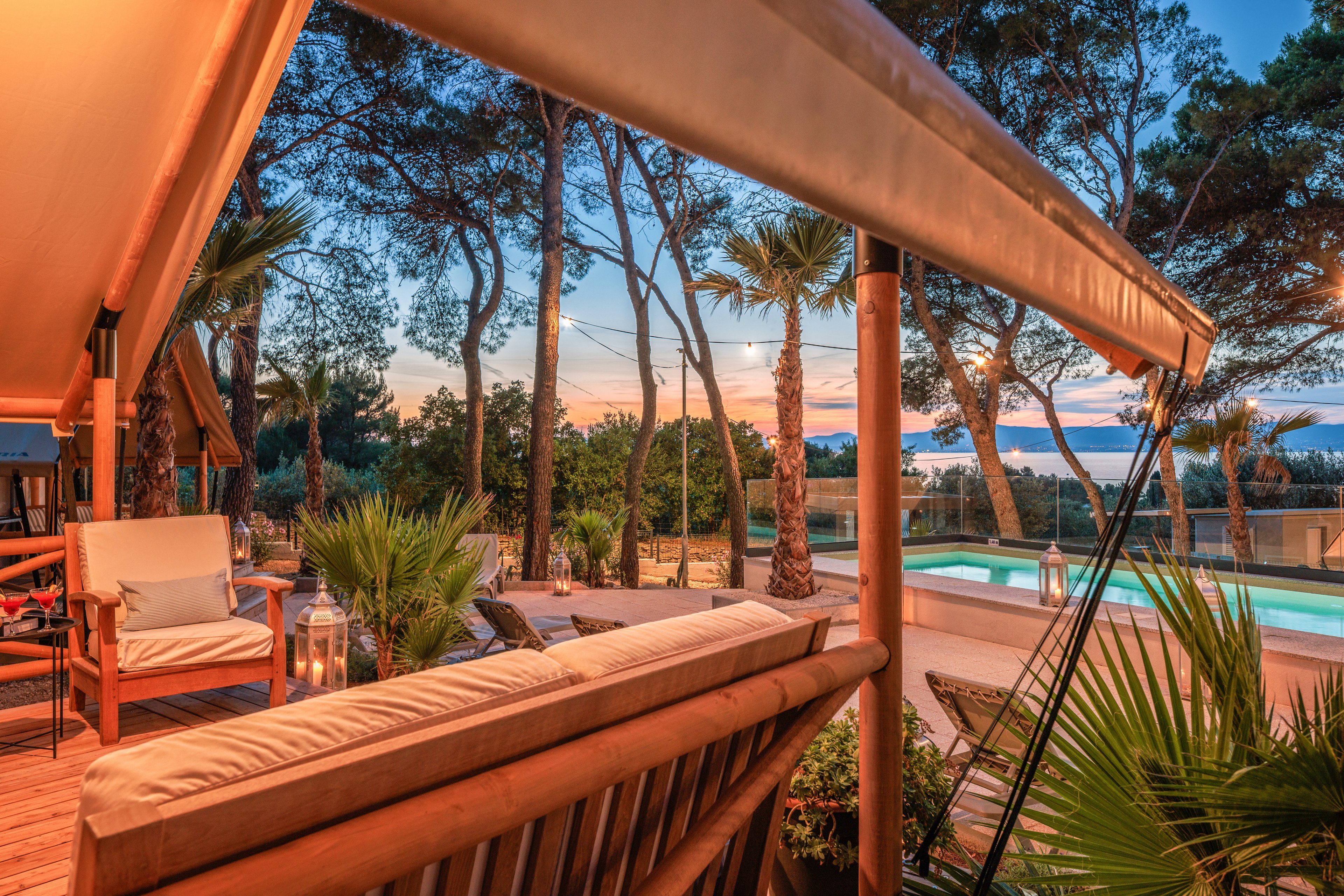 Waterman Beach Village & Glamping