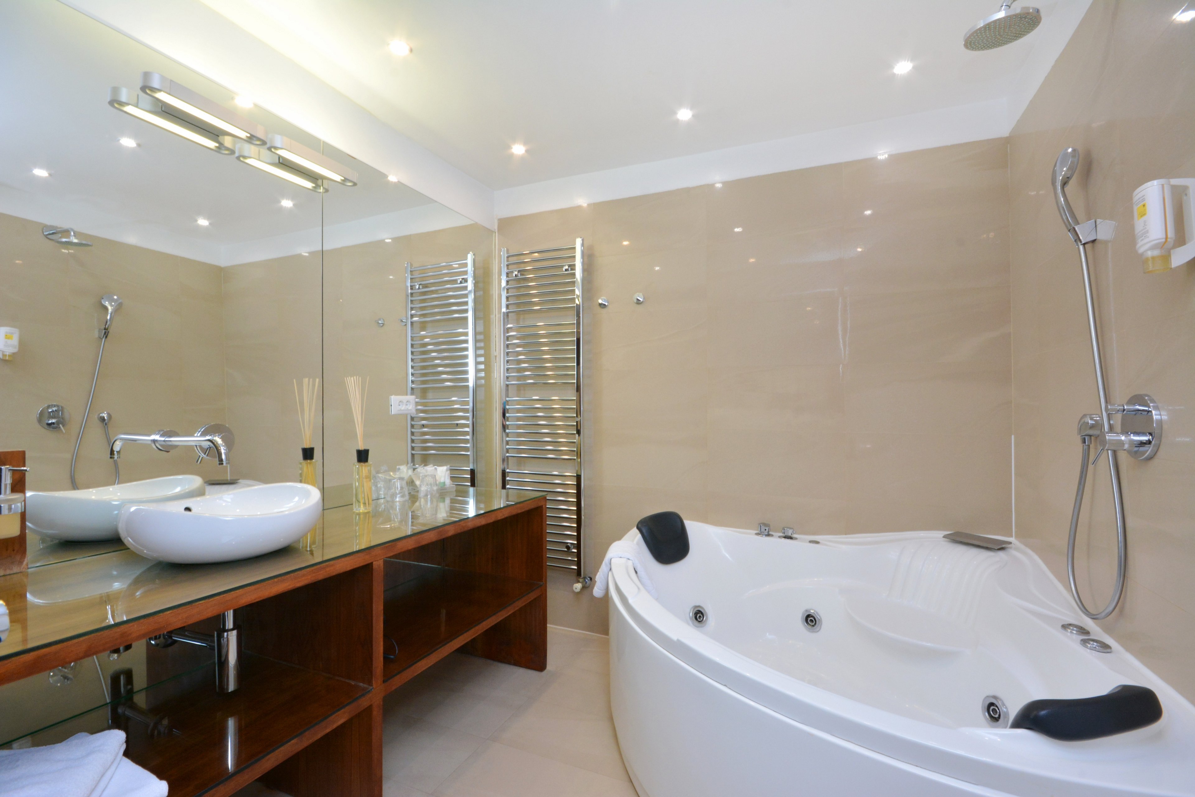 Heritage Jupiter Luxury Hotel