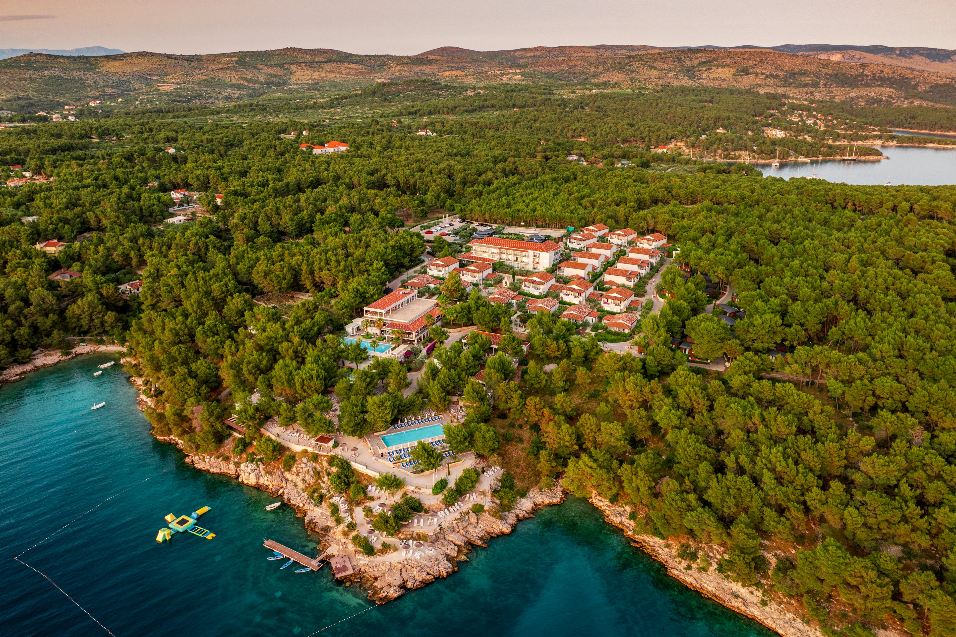 Gava Waterman Island Cottages