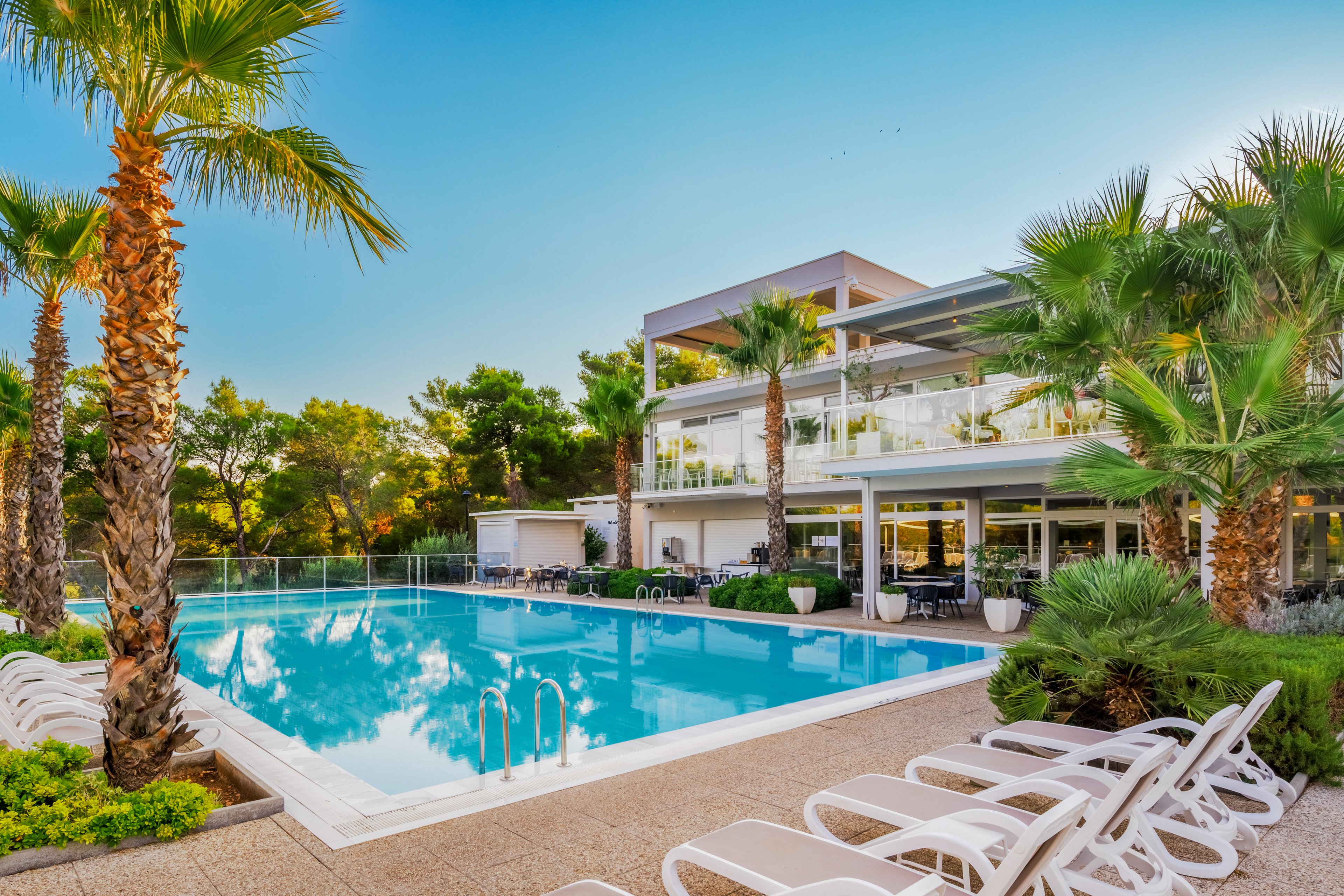 Gava Waterman Island Cottages