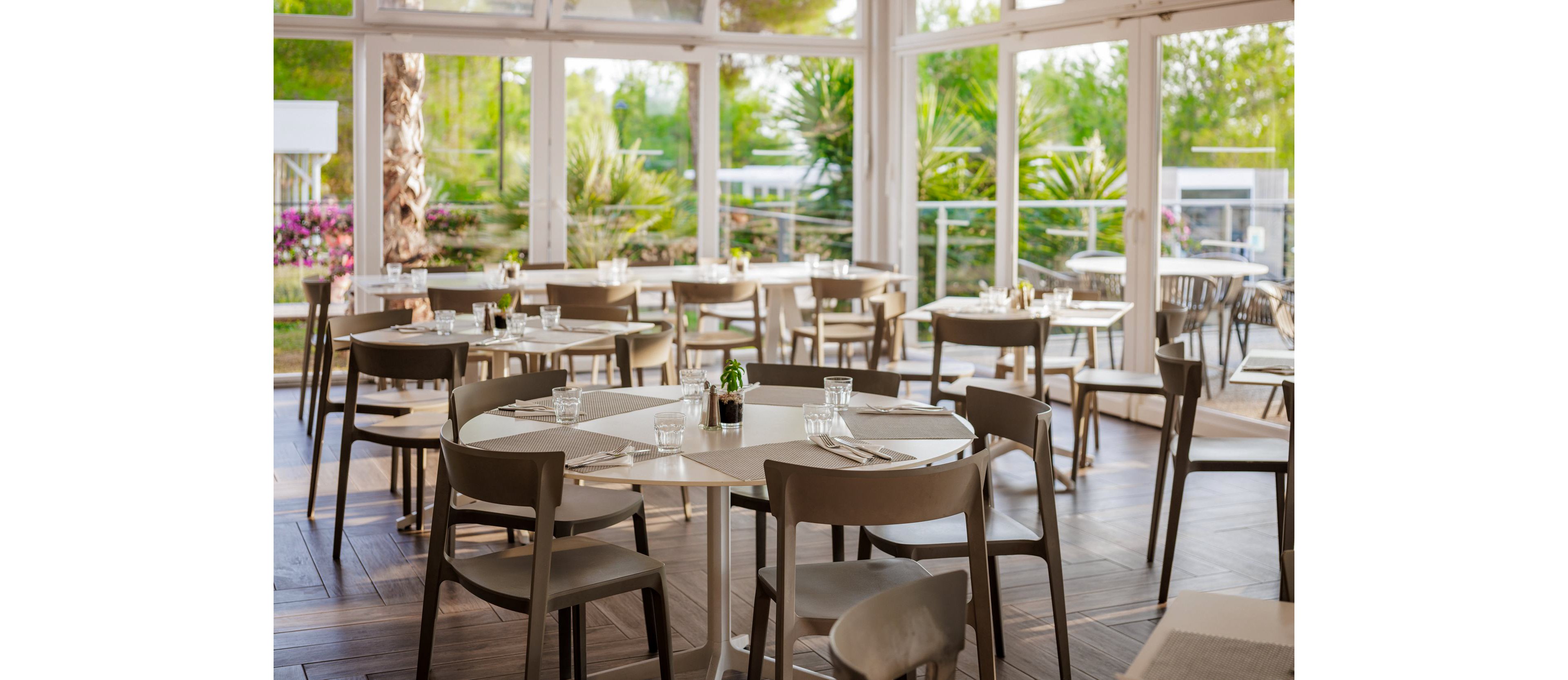 Gava Waterman Island Cottages