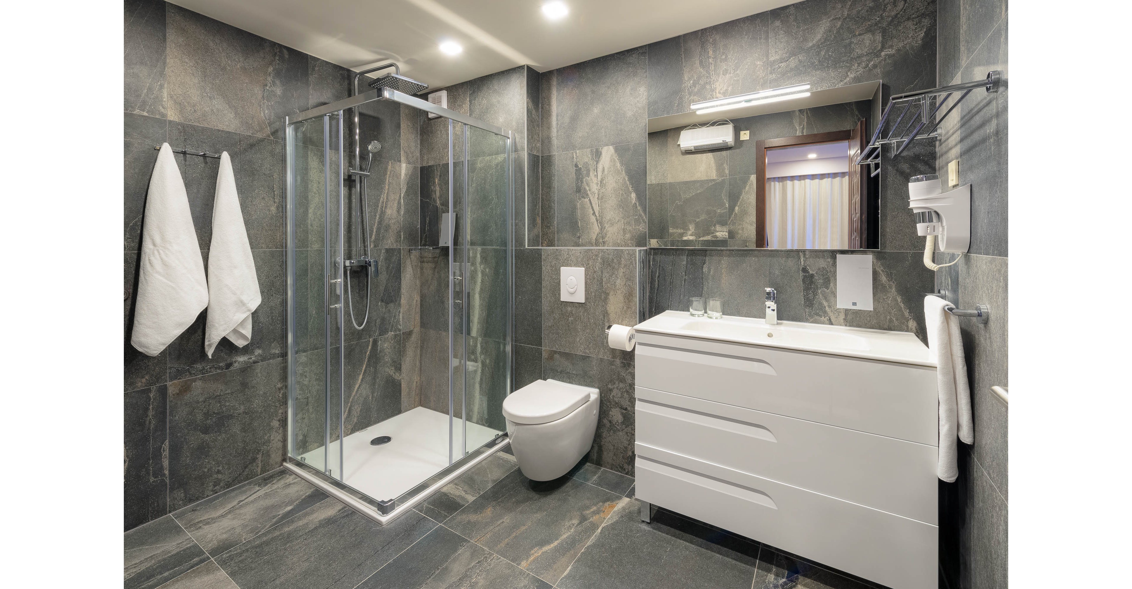 Aparthotel Central Beach 9