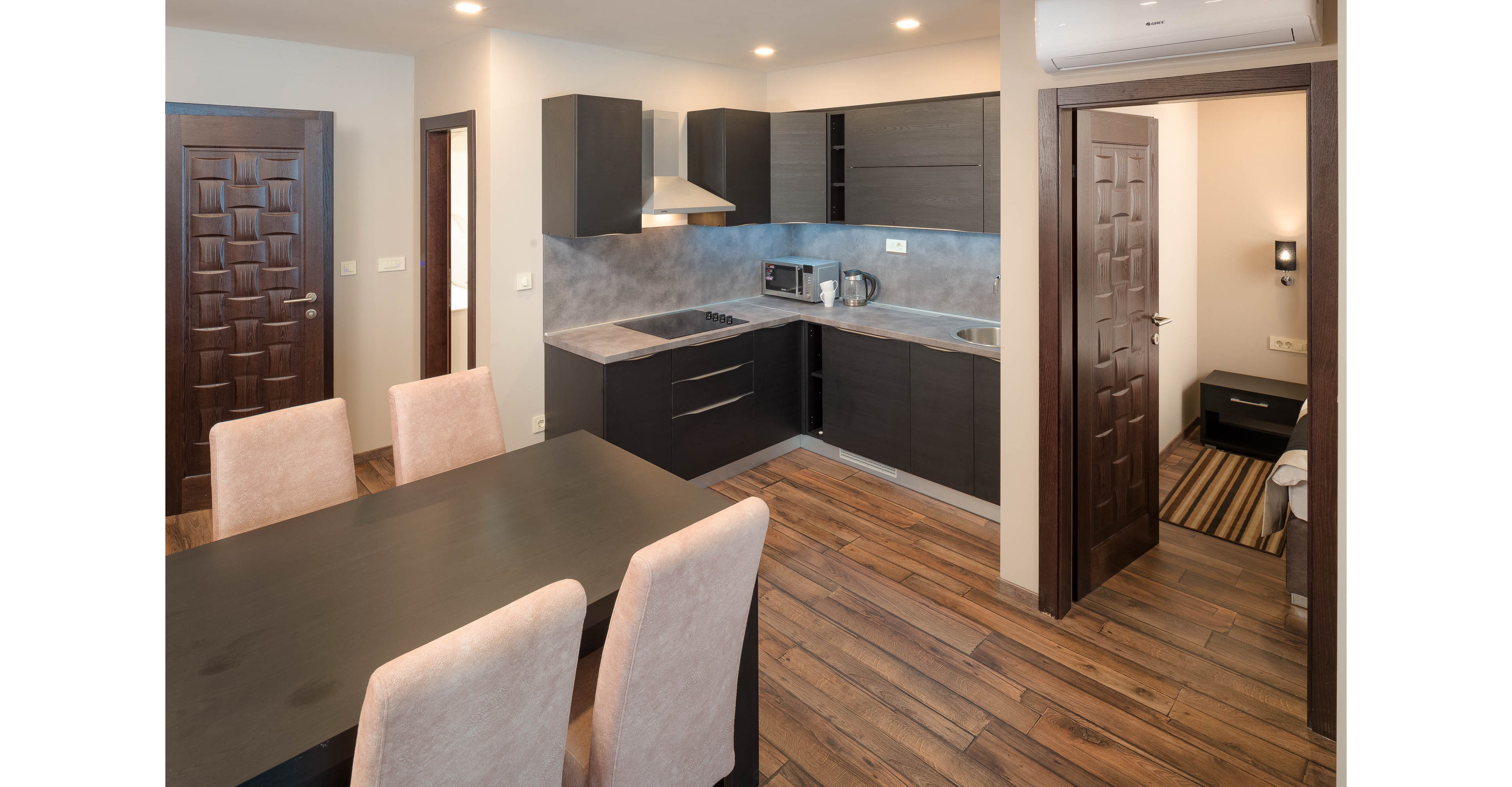 Aparthotel Central Beach 9