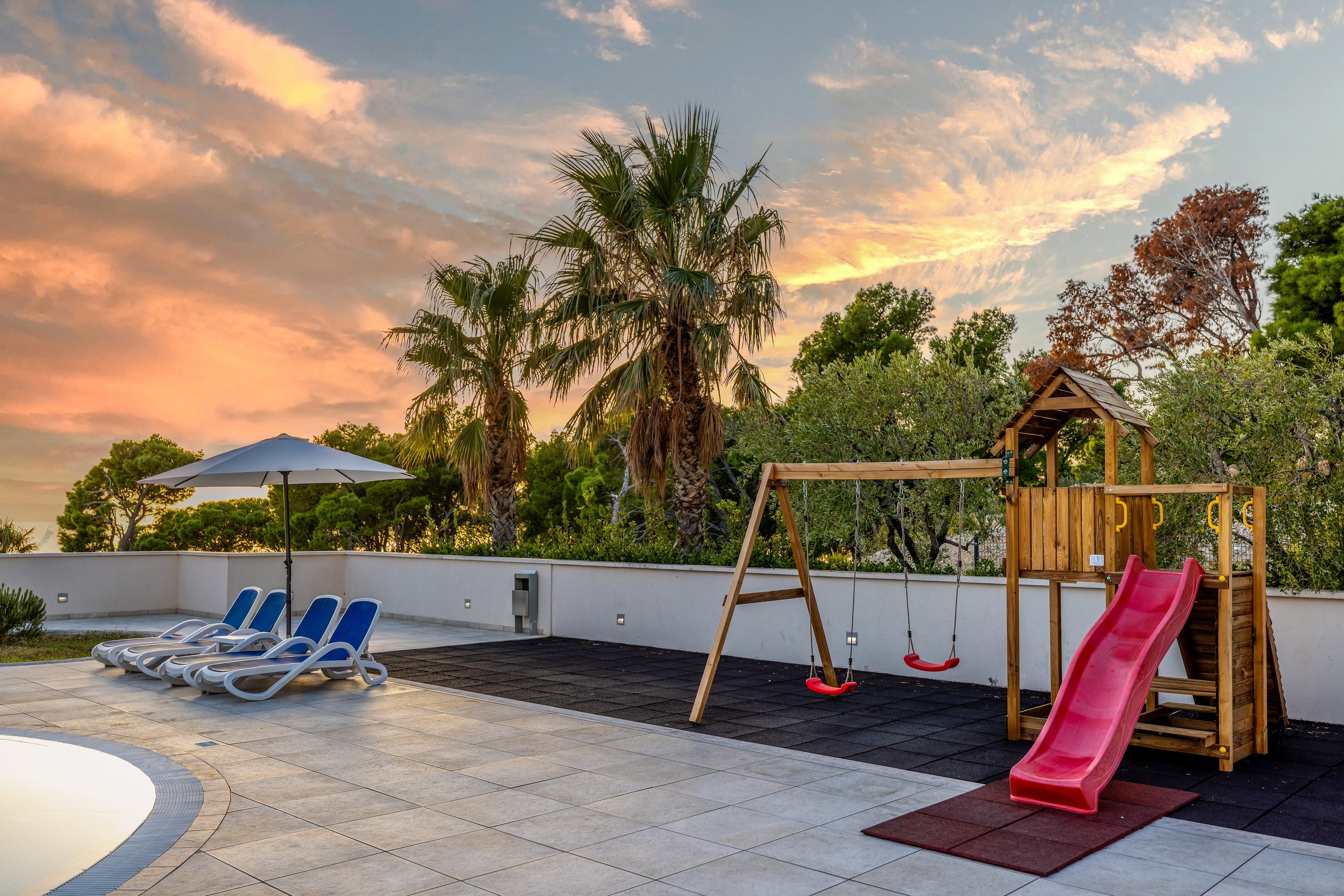 Romana Beach Resort Apartments