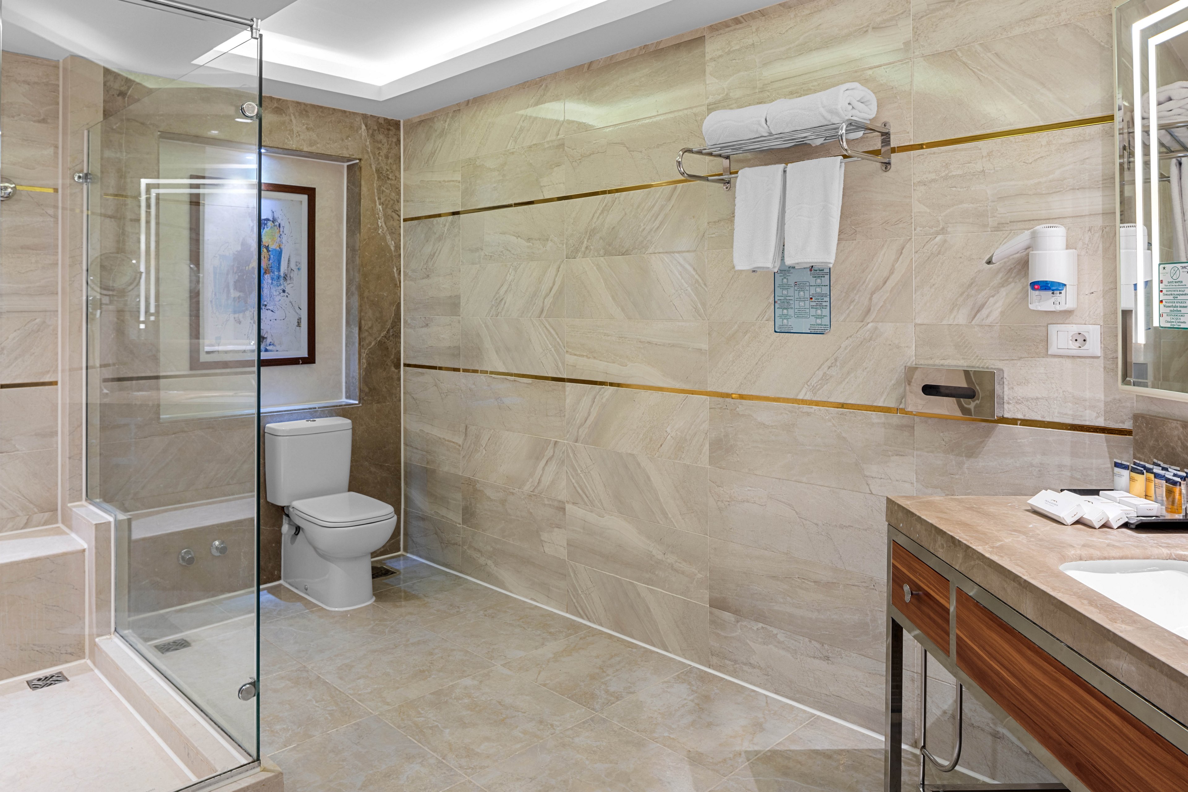 Pickalbatros Royal Moderna Resort