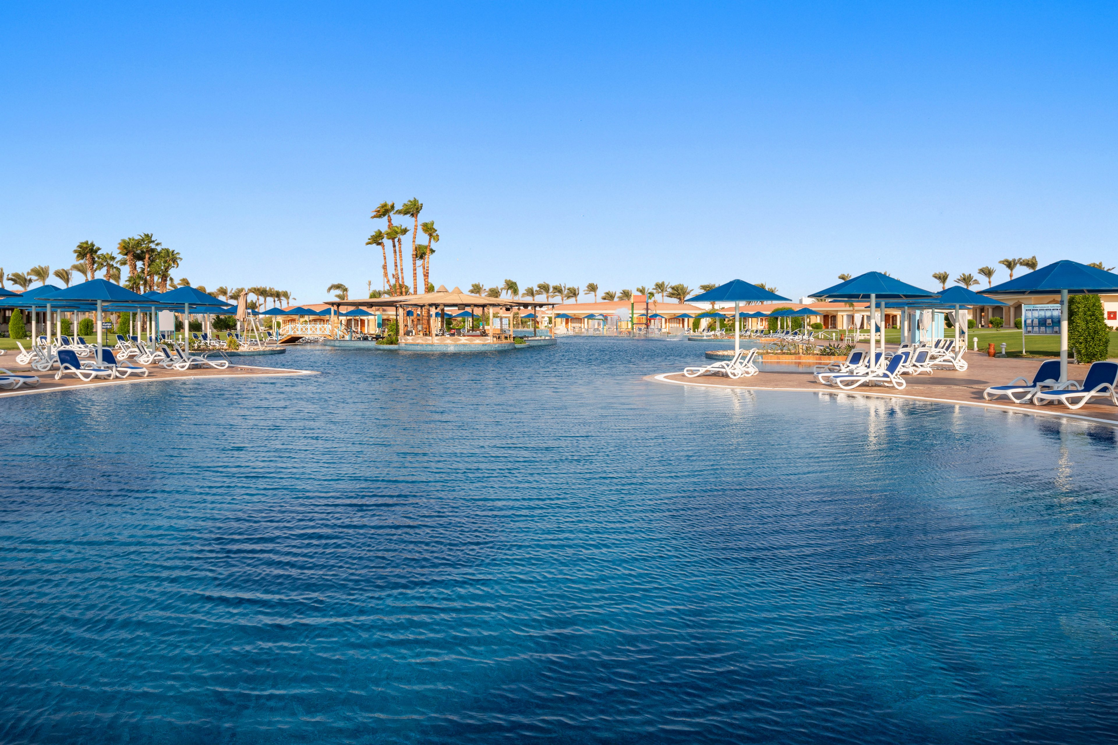 Pickalbatros Golf Beach Resort