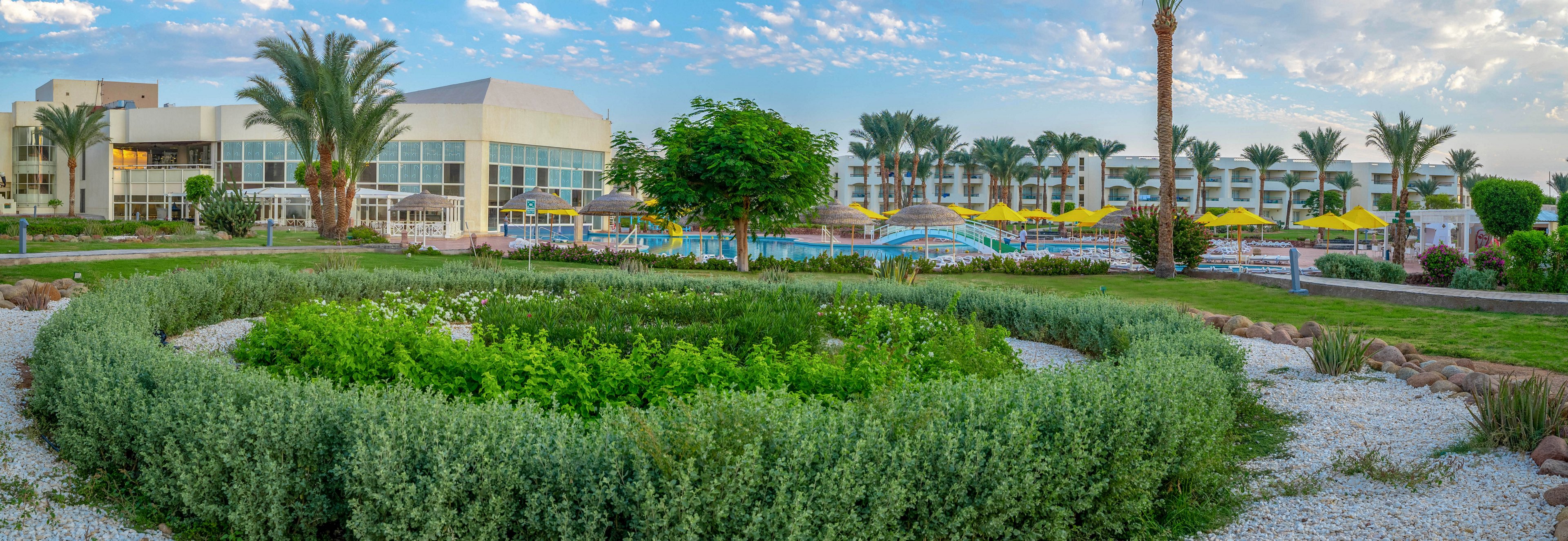 Aurora Oriental Resort