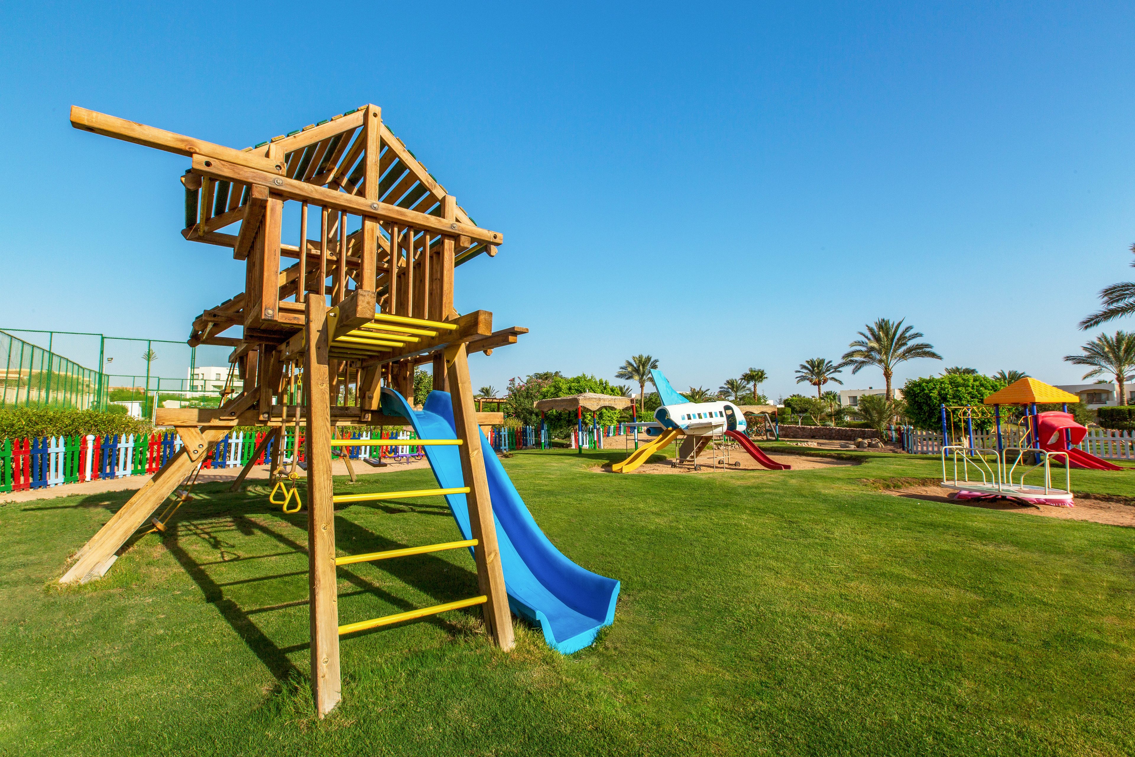 Aurora Oriental Resort