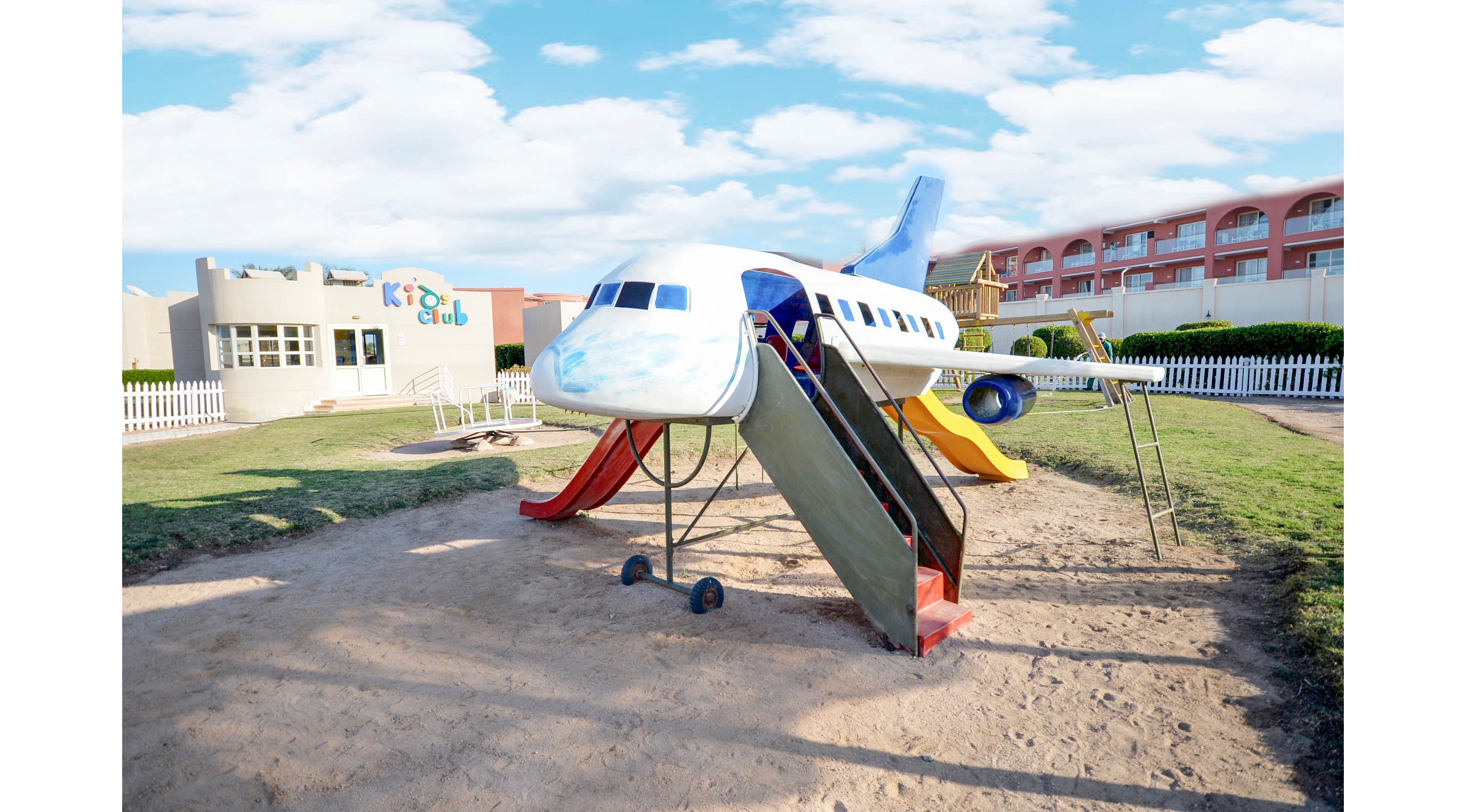 Aurora Oriental Resort