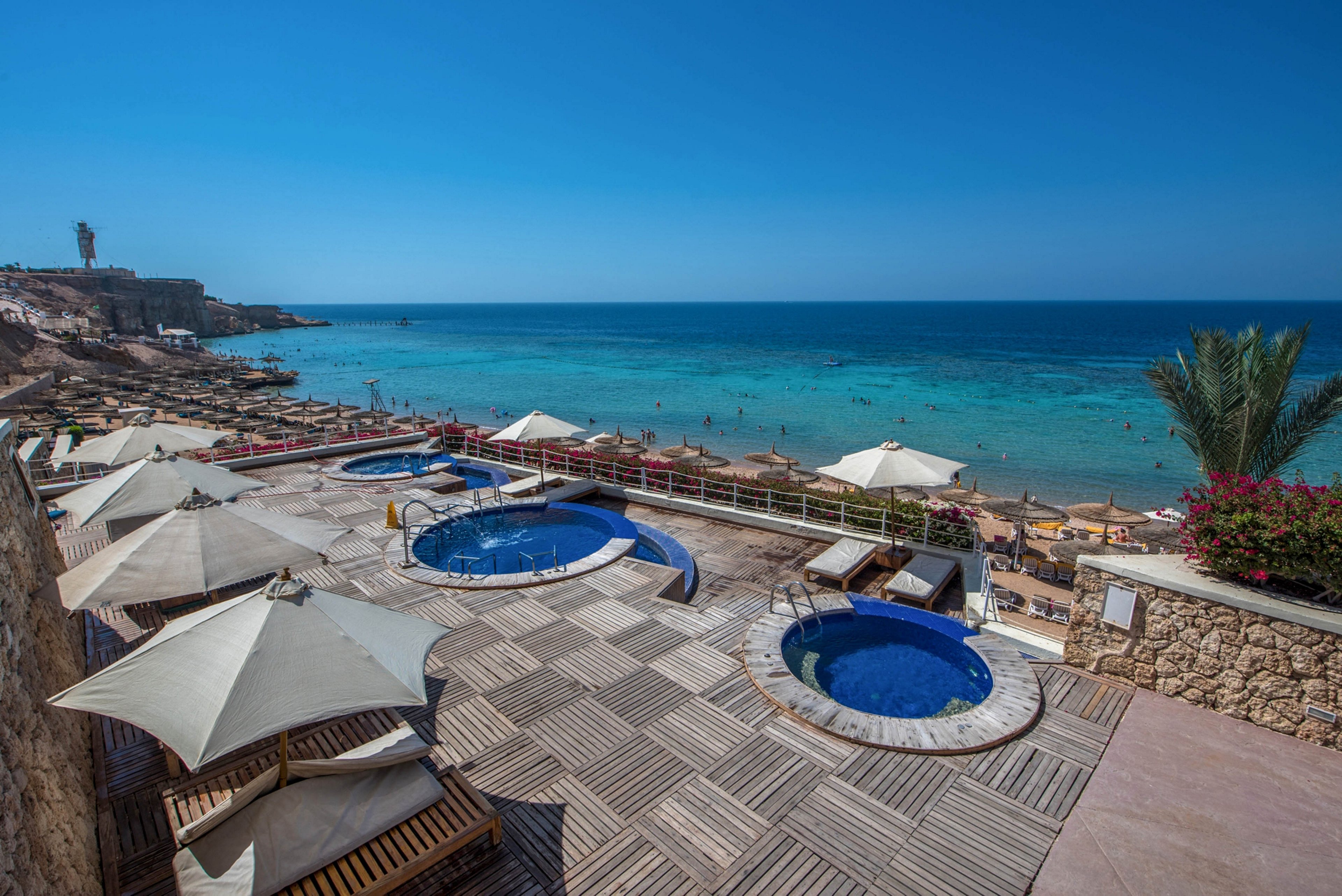 Reef Oasis Beach Resort