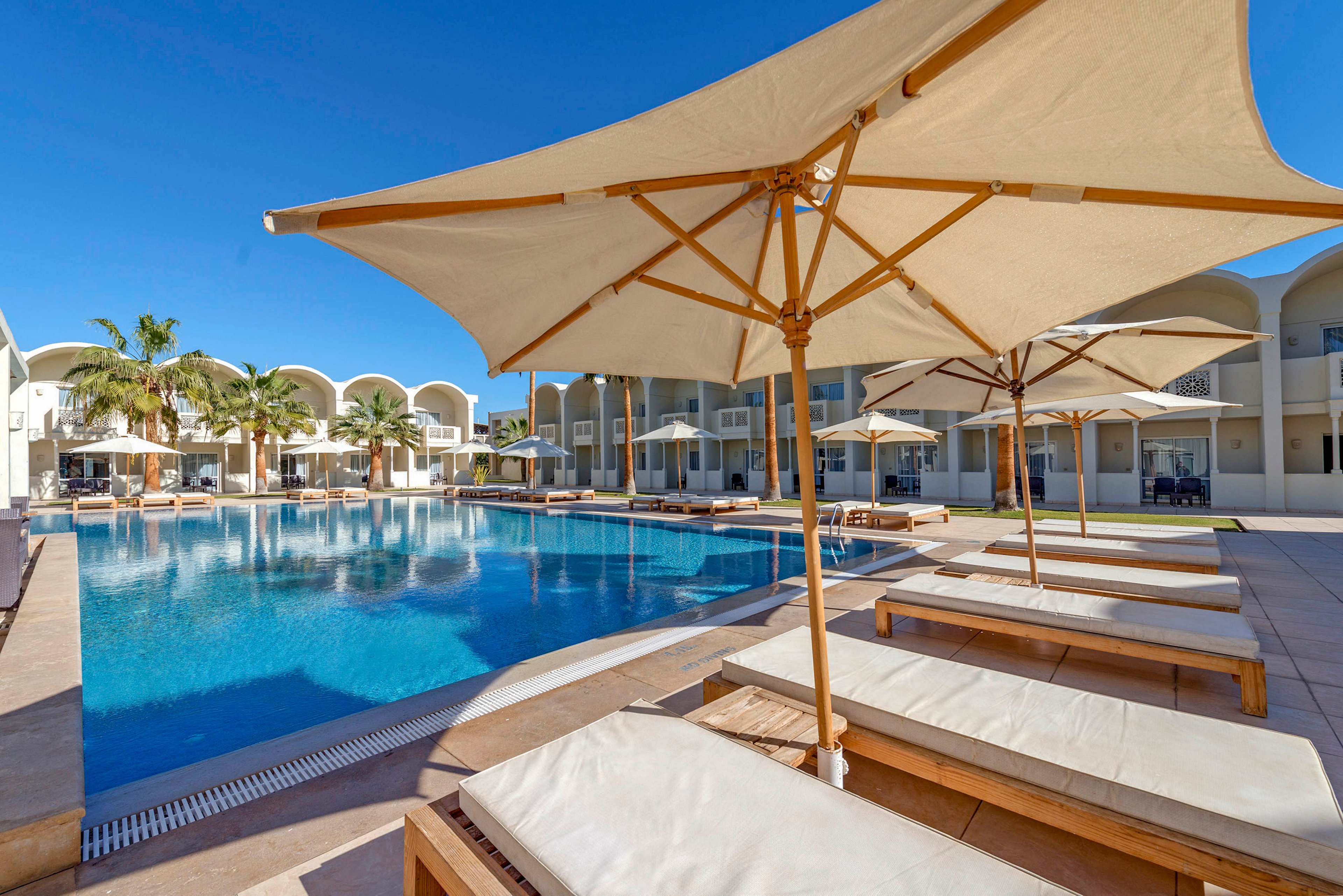 Reef Oasis Beach Resort