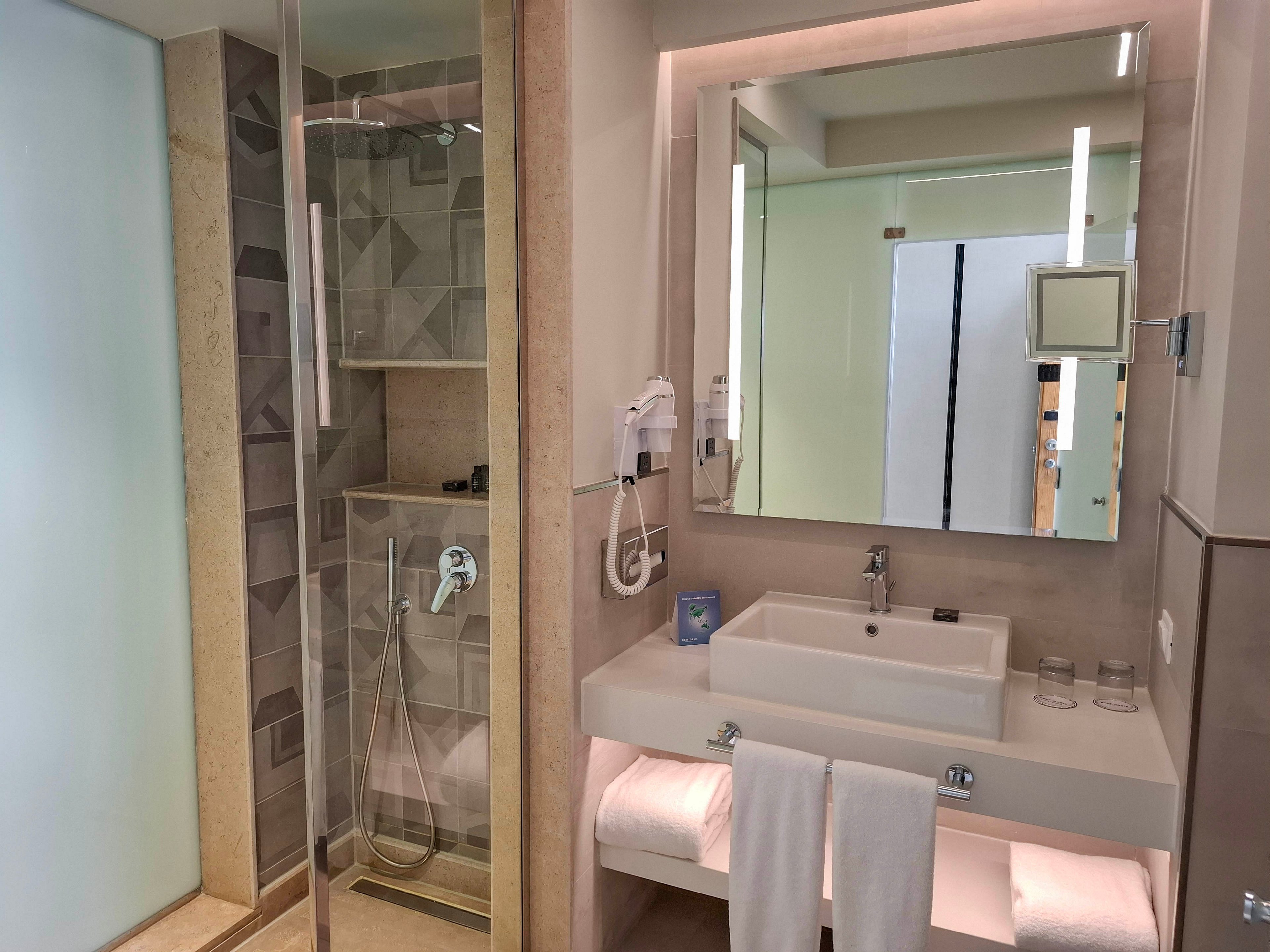 Reef Oasis Beach Resort