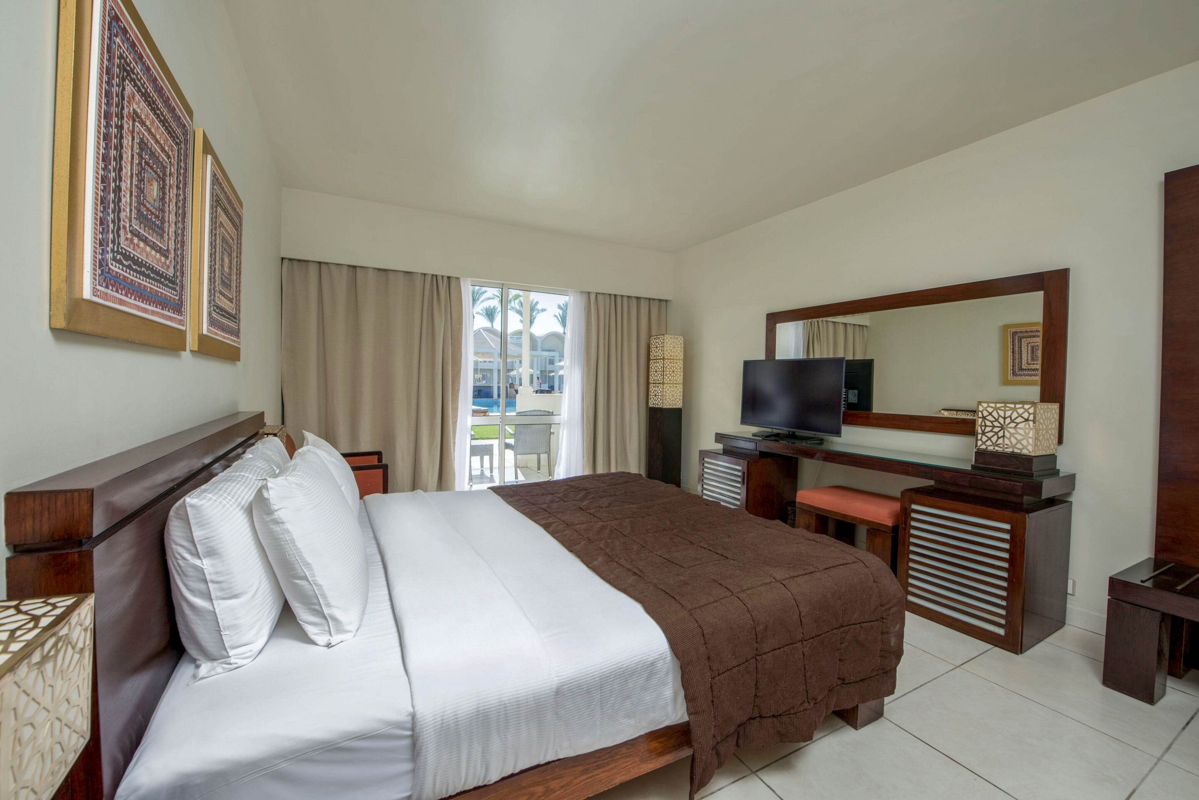 Reef Oasis Beach Resort