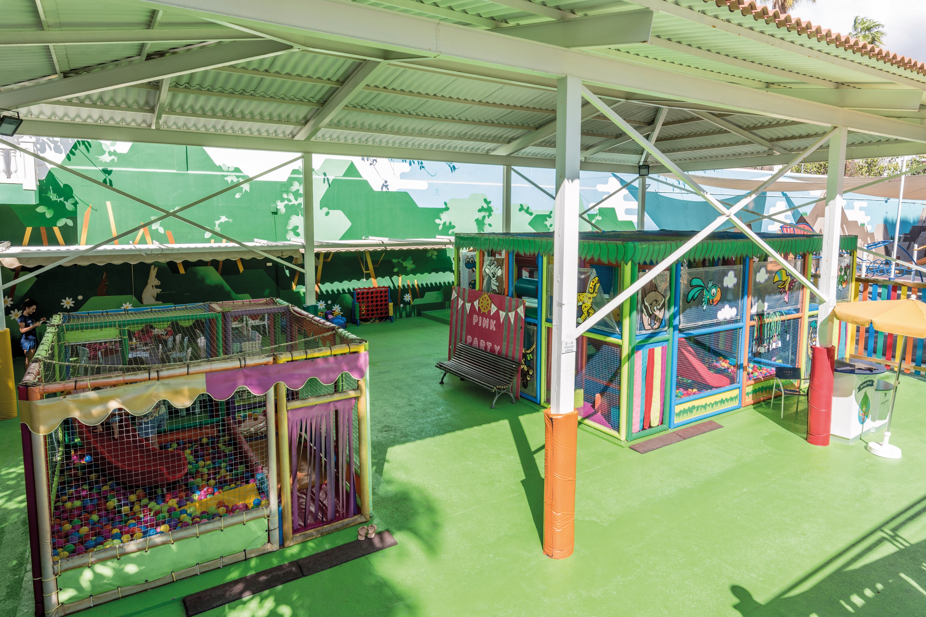 Spring Hotel Bitacora