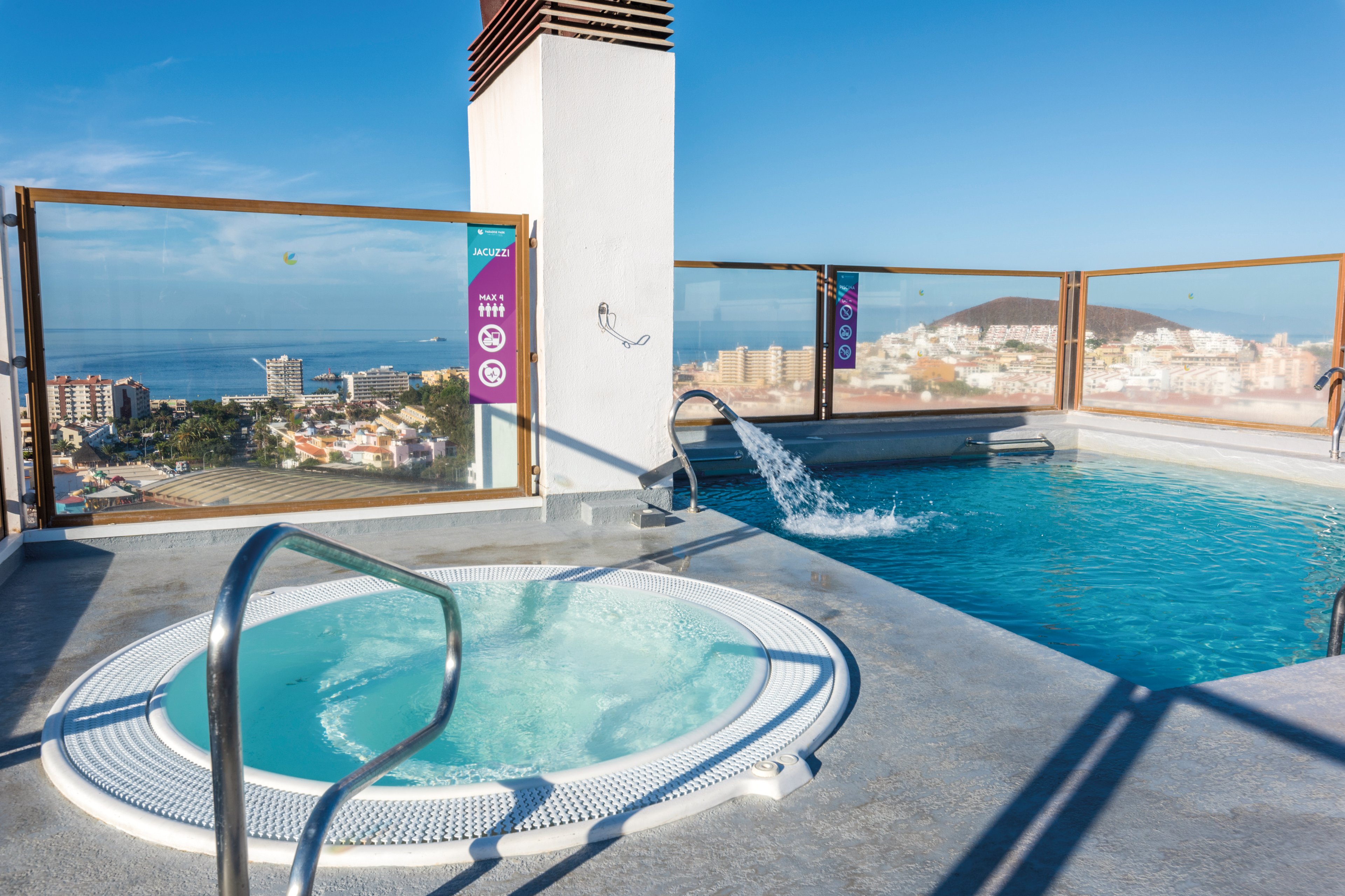 Paradise Park Fun Lifestyle Hotel