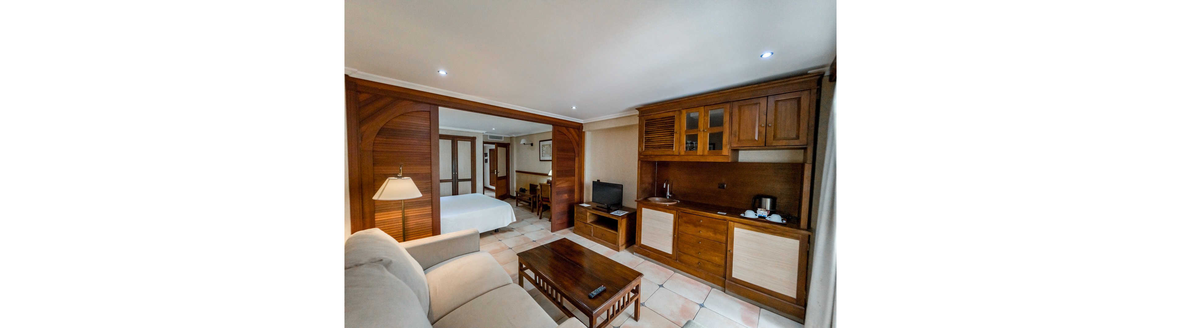 Paradise Park Fun Lifestyle Hotel