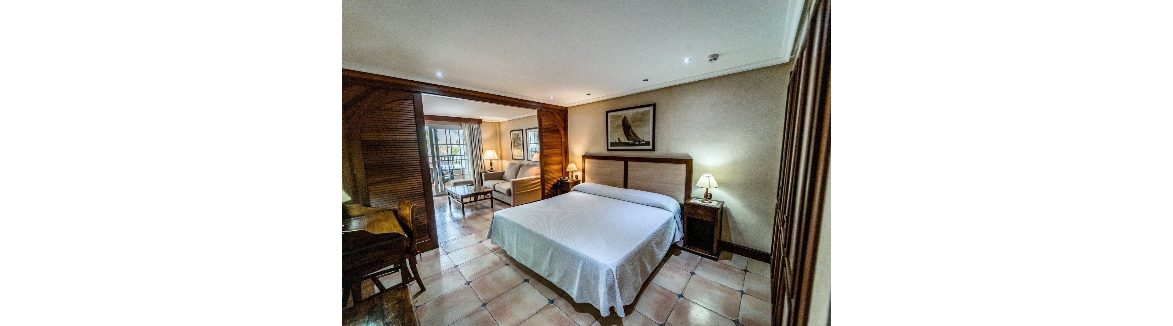 Paradise Park Fun Lifestyle Hotel