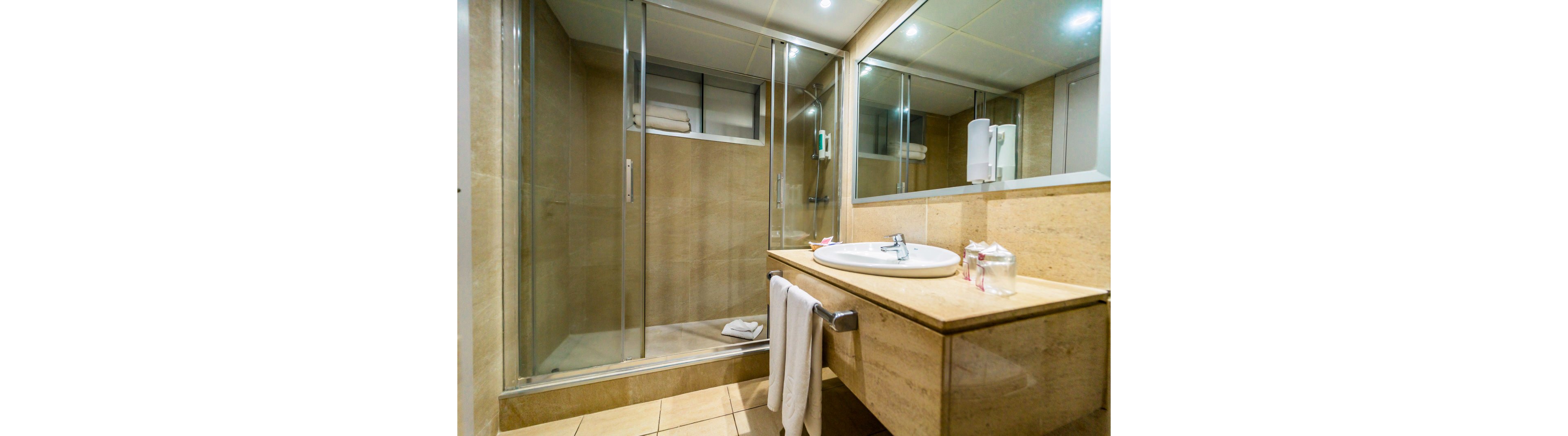 Paradise Park Fun Lifestyle Hotel